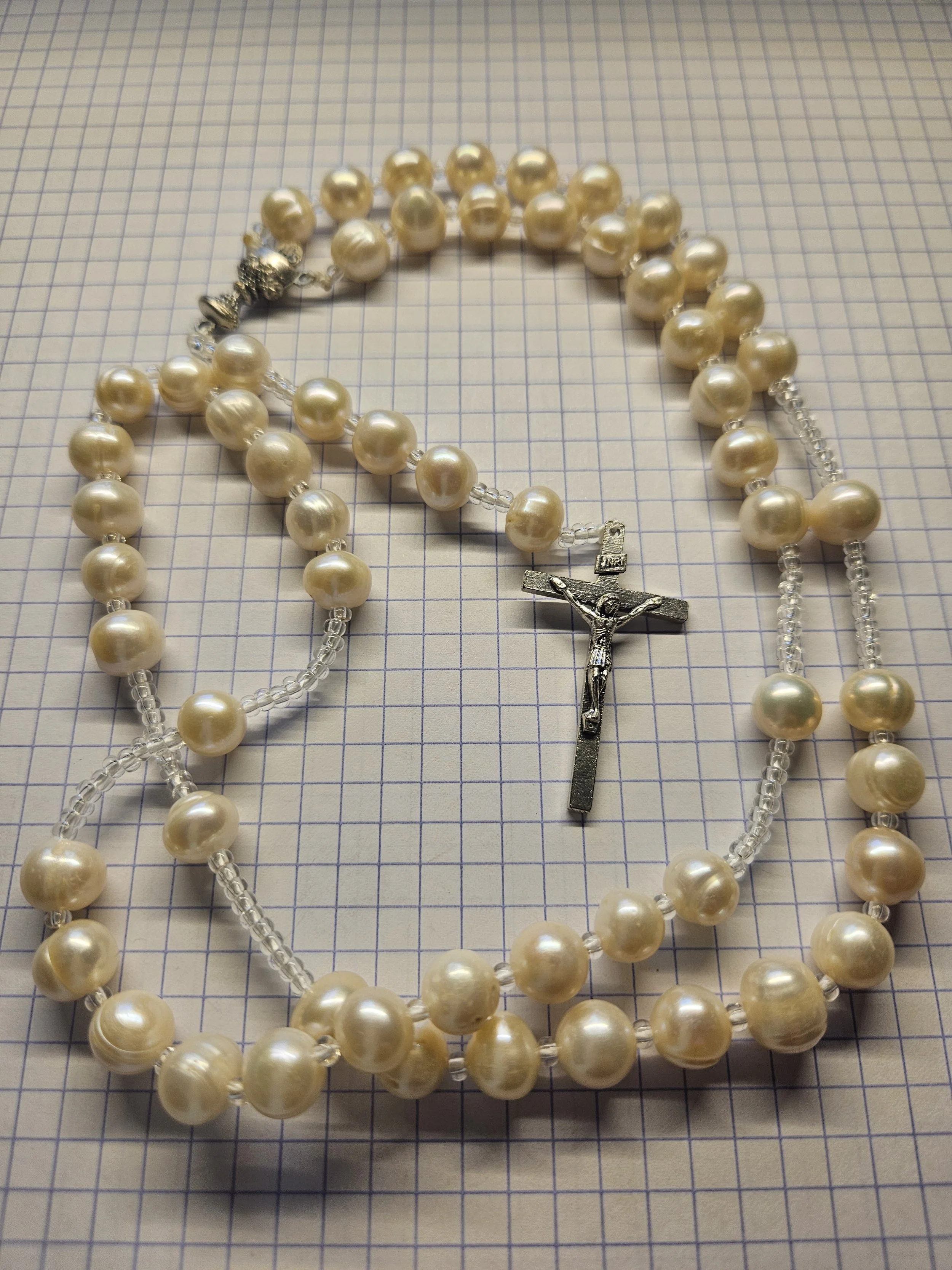 PEARL COMMUNION ROSARY