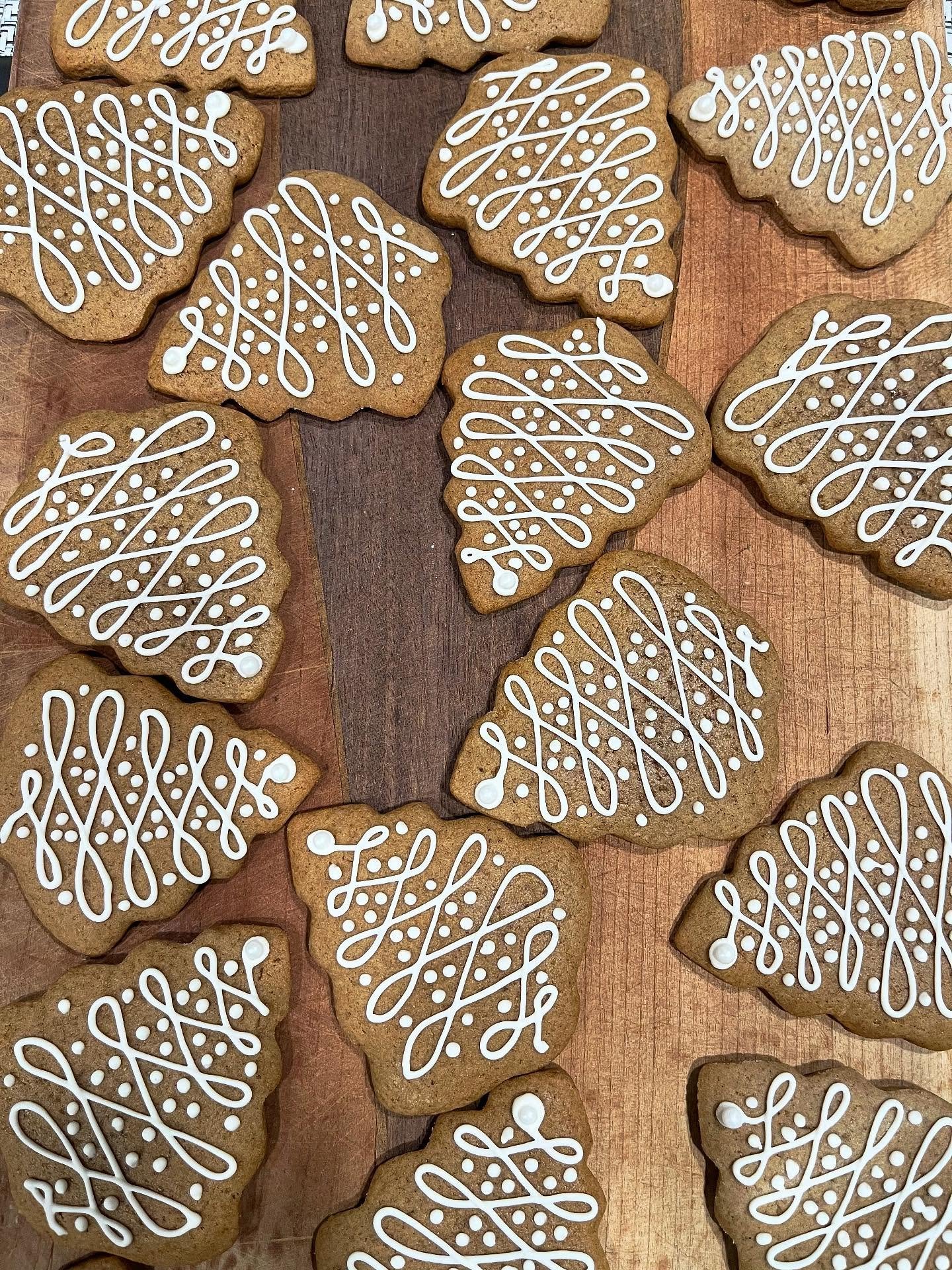 The holidays have just passed but the cravings for the Christmas gingerbread have not! 

This year was FILLED with these simply decorated classic Australian inspired gingerbread cookies that were chewy, warm in spice, and delicious! 

Can anyone gues