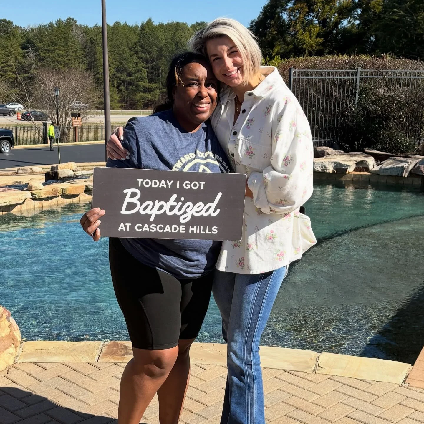 ✨ GOD WINK STORY ✨

Almost two years ago, Kelli walked into my tiny 8x10 salon suite as a client. I became her provider&hellip; and quickly, her friend. 🤍

Somewhere in between appointments and life conversations, I shared my faith. I invited her to