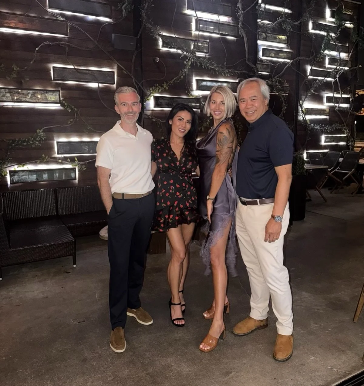 What an absolute honor and privilege!

Last night, I had the chance to engage and chat with some of the greats in the industry! @danh0pkins, CEO of the one and only @alumiermd (AKA the BEST skincare to ever grace this face!). He was the most humble, 