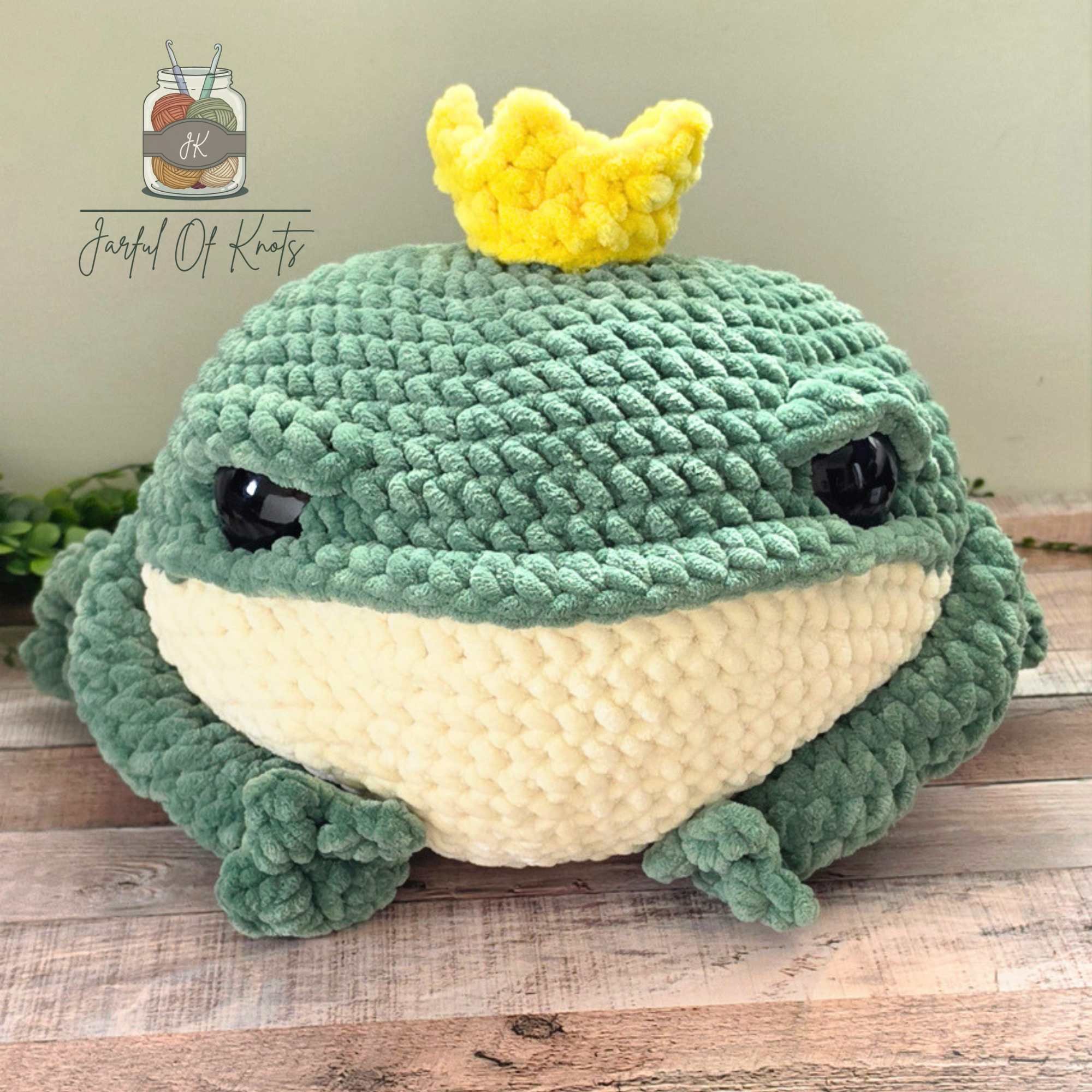 Free crown pattern for jumbo frog