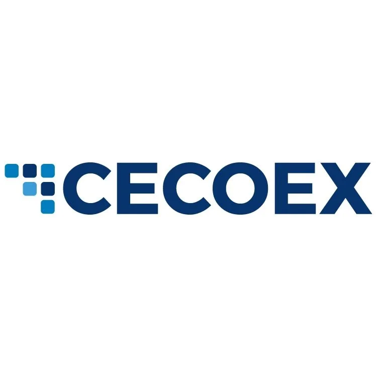 Logotipo de CECOEX con texto en color azul y un símbolo formado por cuadrados azules en diferentes tonalidades.