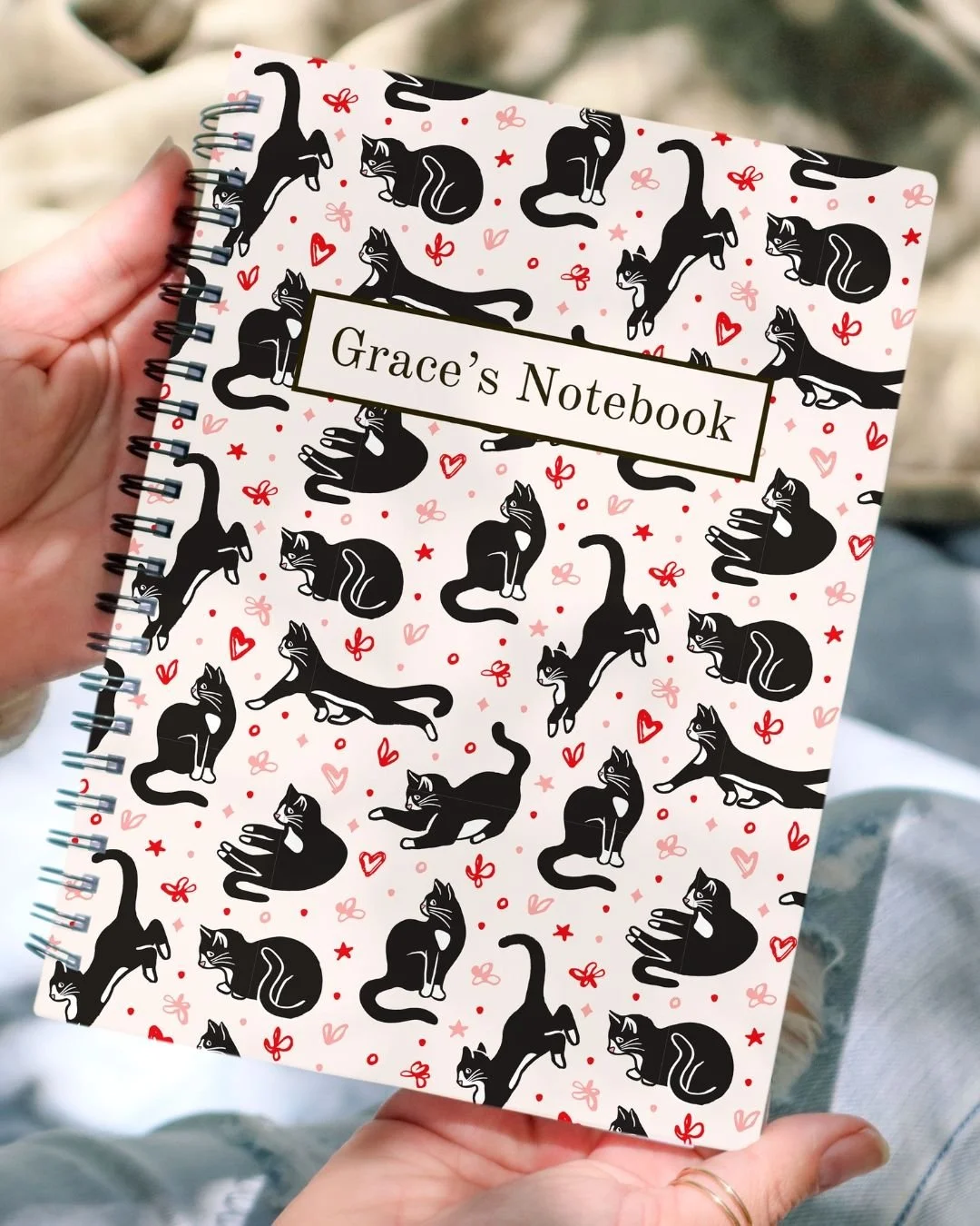 🖤 New on the shop🖤
Custom tuxedo cat notebooks &amp; journals are here 🐾✨ Check out the shop to find a variety of fun cat themed products.