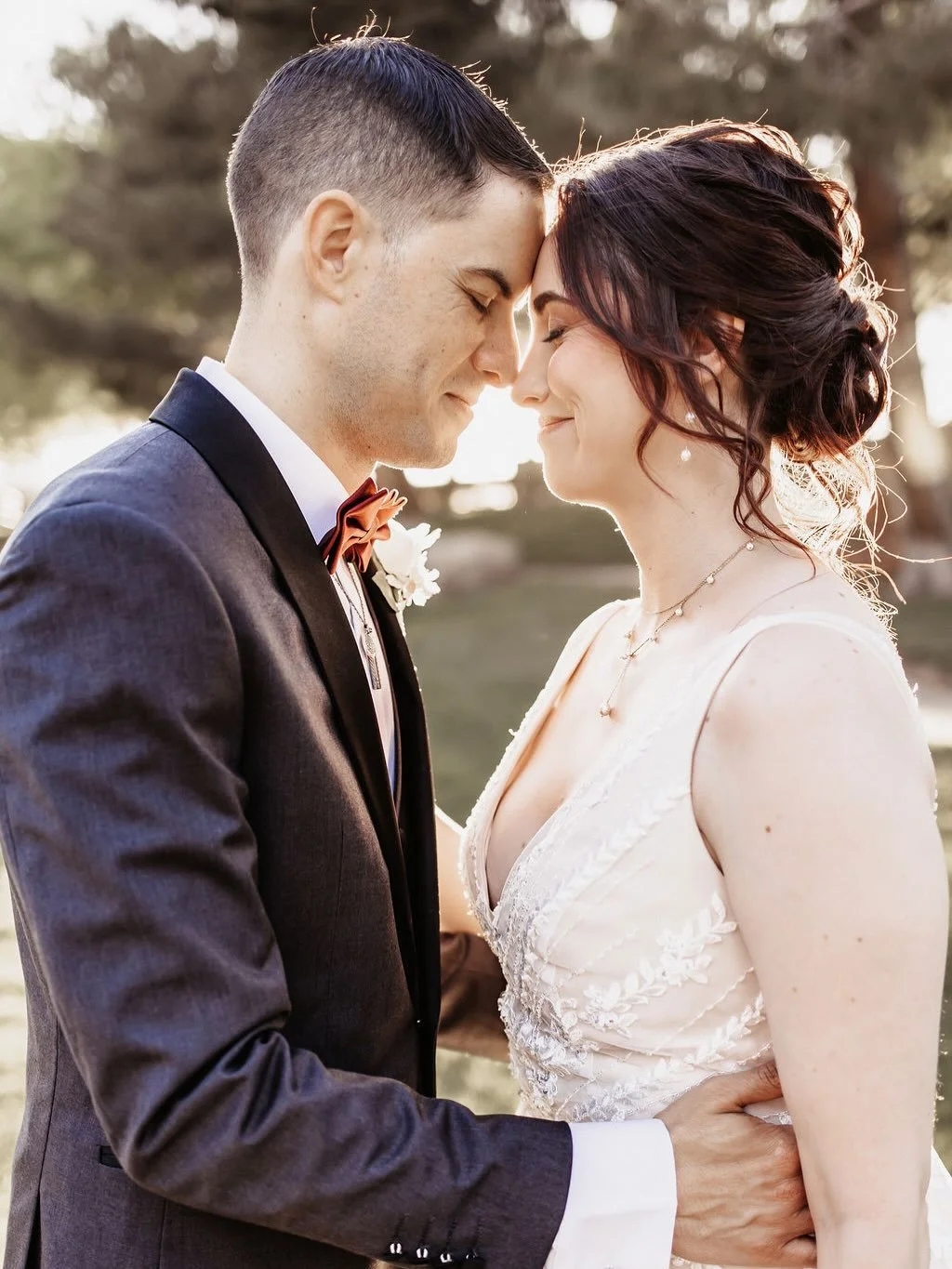 I&rsquo;ve been a little bit slacking on my Etsy instagram lately because I&rsquo;ve been busy getting married 🎉💍💐 I&rsquo;m so excited to share these amazing photos by Vanessa at @honeyfirephoto who was phenomenal to work with 📸