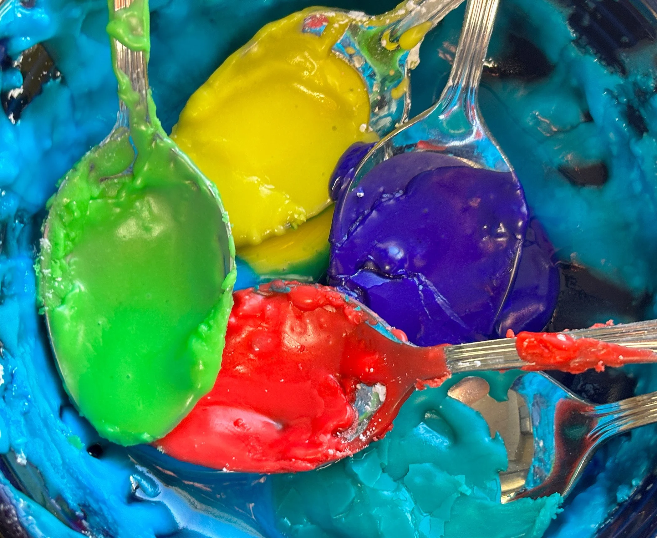 Print Color Open
  2nd Place 
  Spoons  by  Tim Kant 