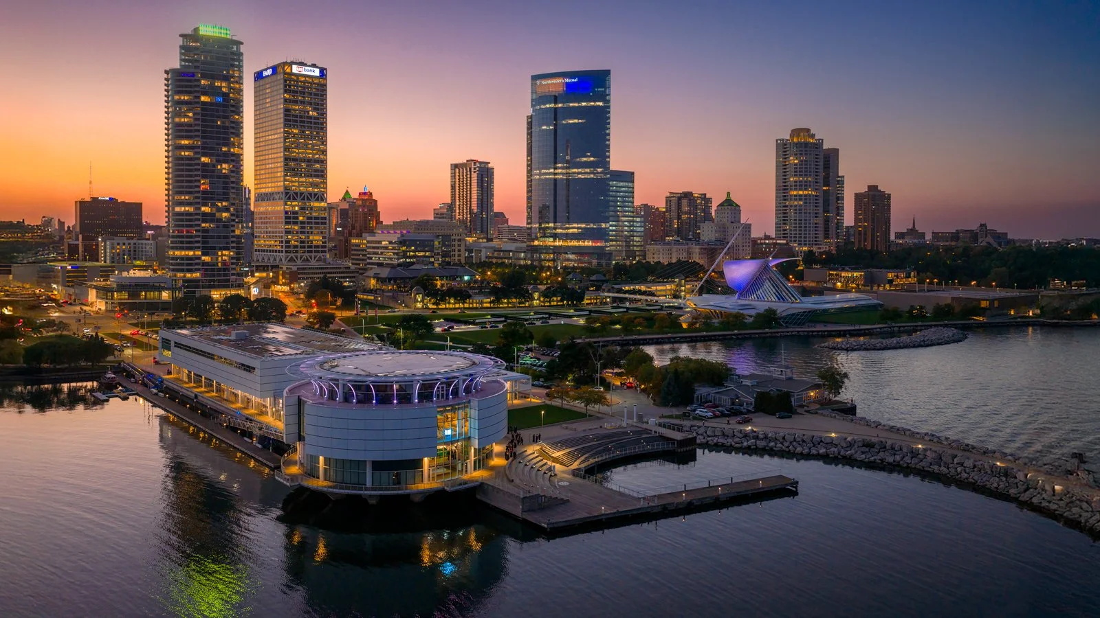  Downtown Milwaukee 
   Photography By Drema  