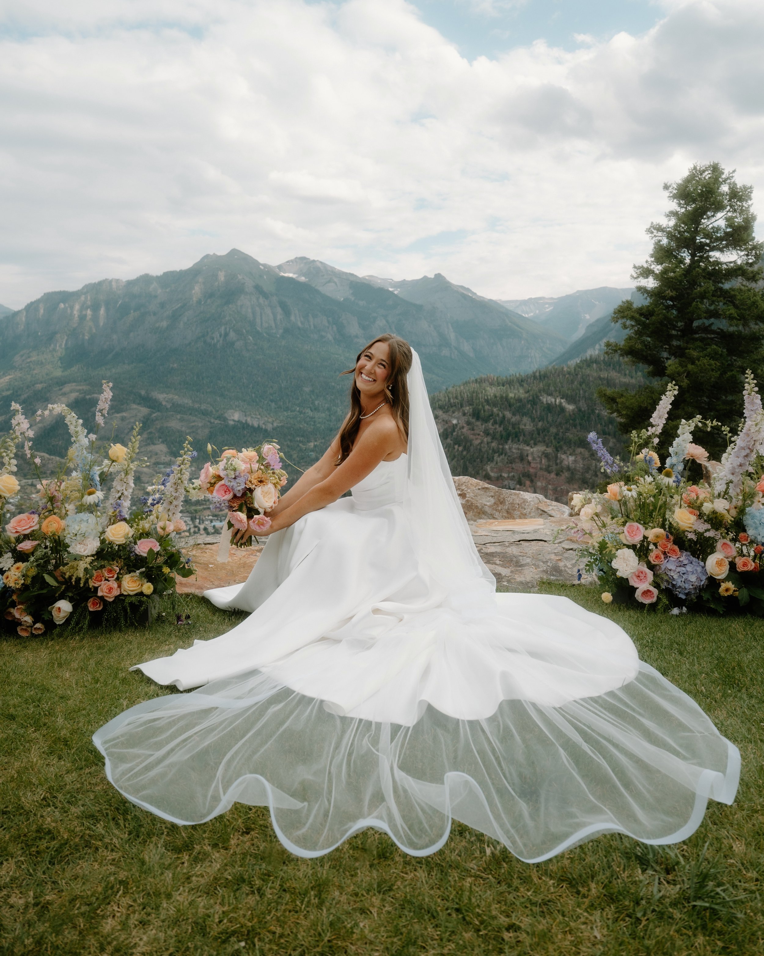 Celebrating one of my favorite shots, of one of my favorite brides, from one of my favorite weddings last year 🫶🏼

In honor of our season starting right here on this very mountain top in just one week 🌲🤎

Could I be more excited? 😉

Cheers to a 