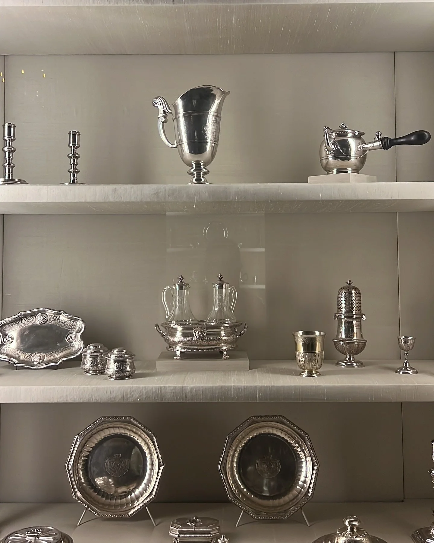 #fromthemoodboard Grounded in personal moments, the inspiration for our Clarendon Project centers on artisanal pieces, timeless craftsmanship, and layers of art and affection.