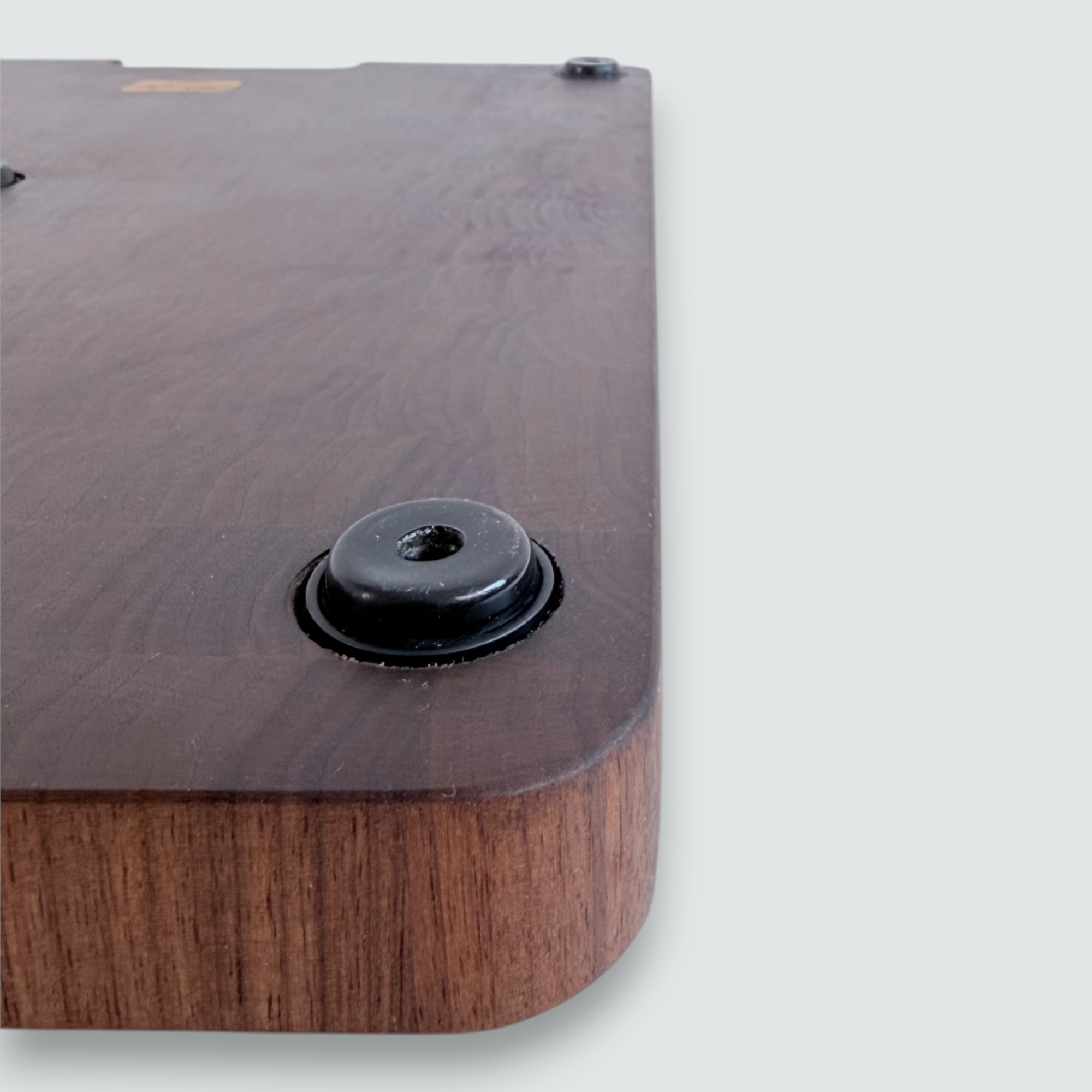 Schneidebrett Antirutsch Füsse