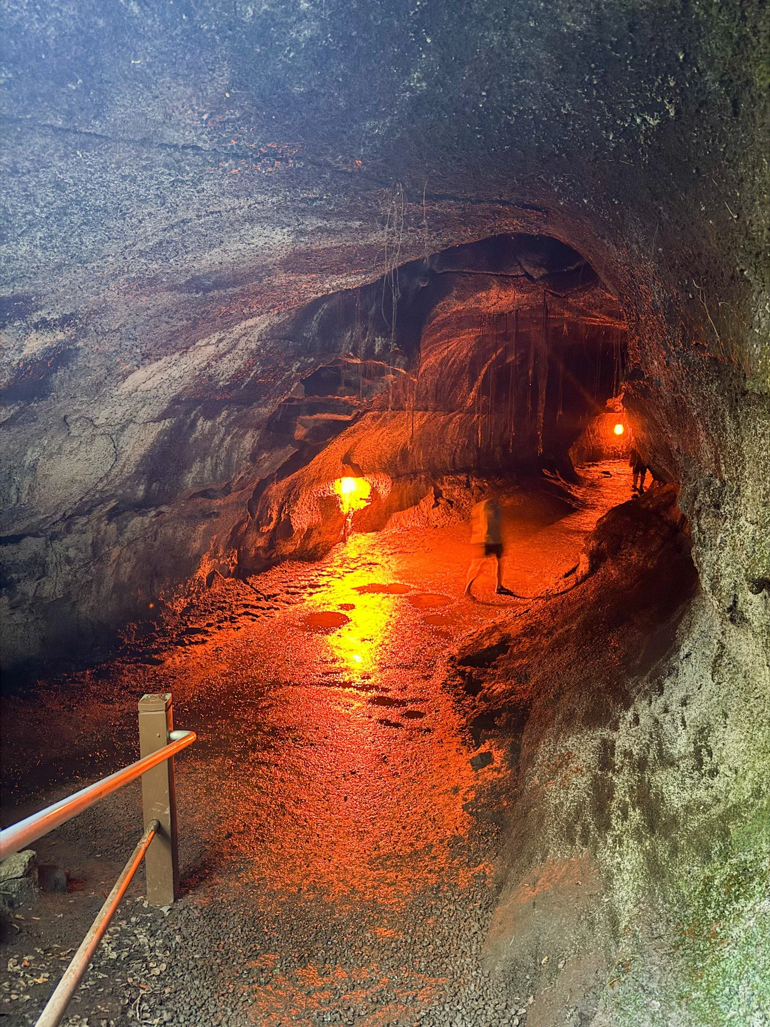 Thurston Lava Tube, Hawaii Volcanoes National Park