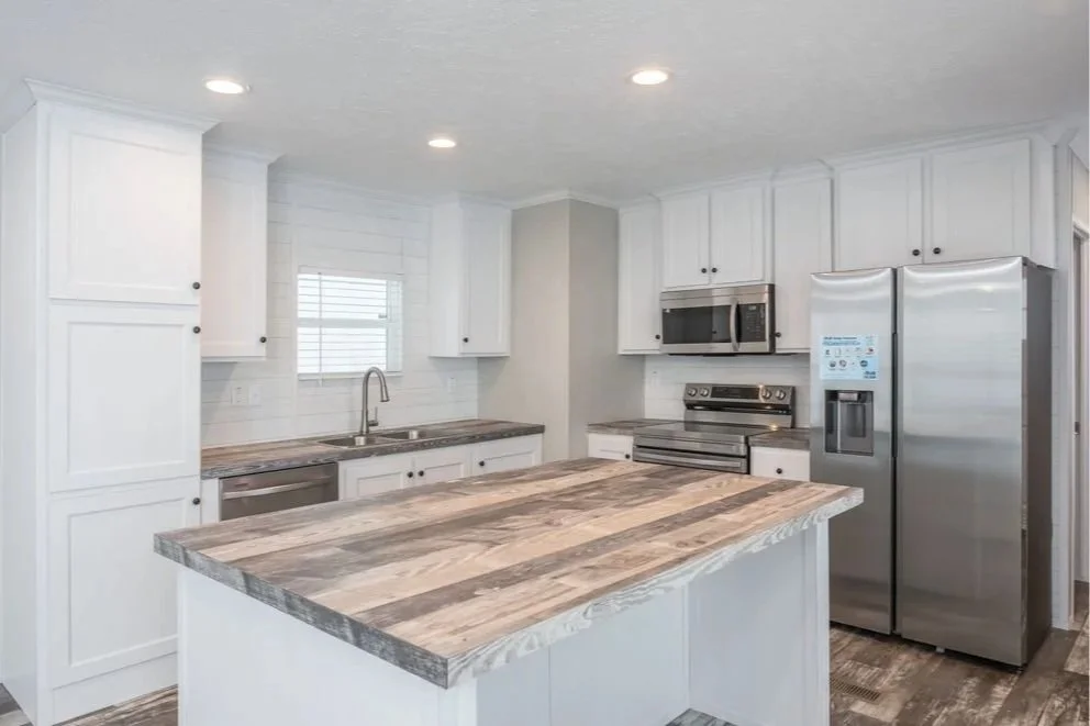 Willow+Kitchen+Furnished.jpg