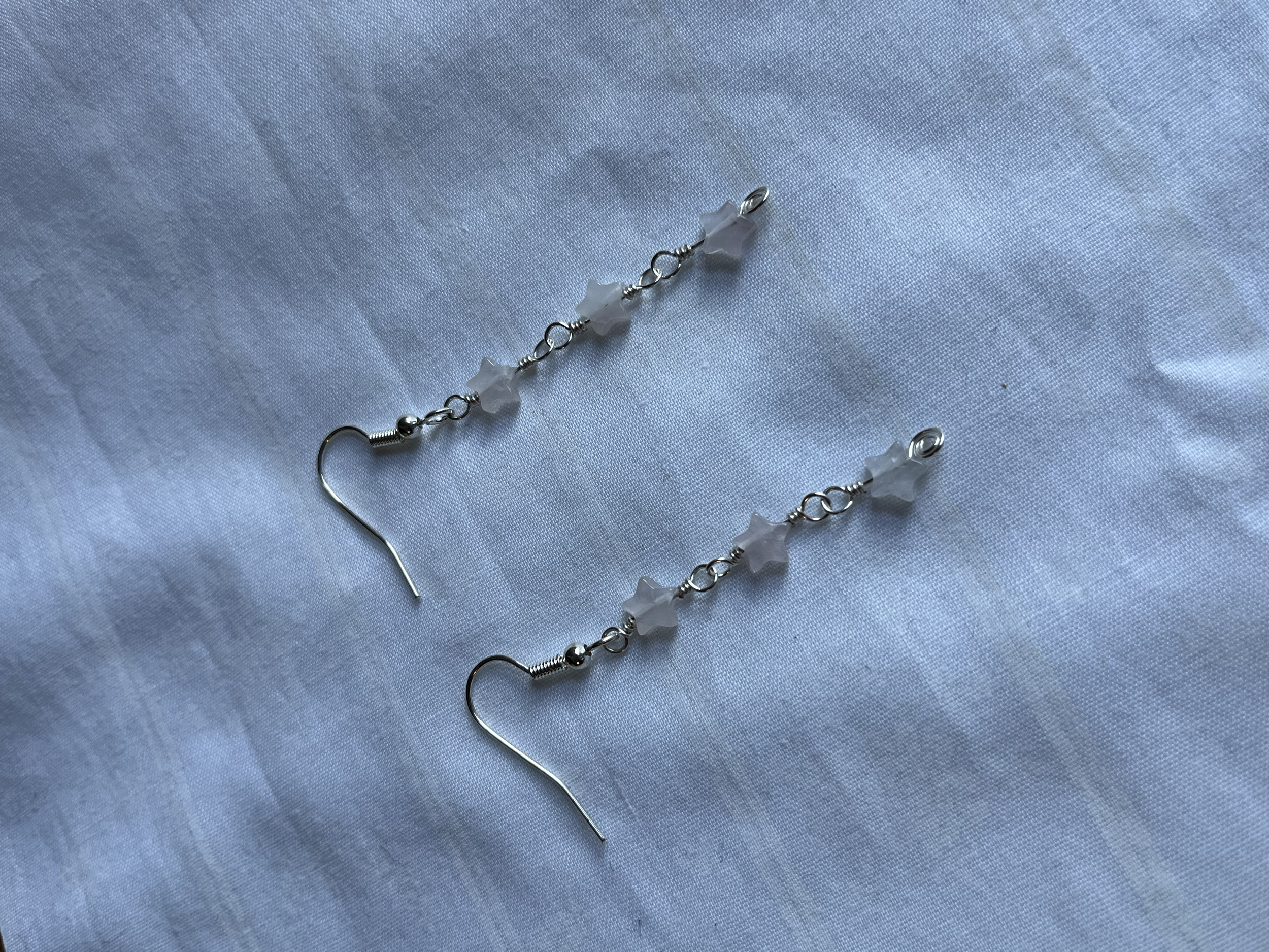 QUARTZSTAREARRINGS.png
