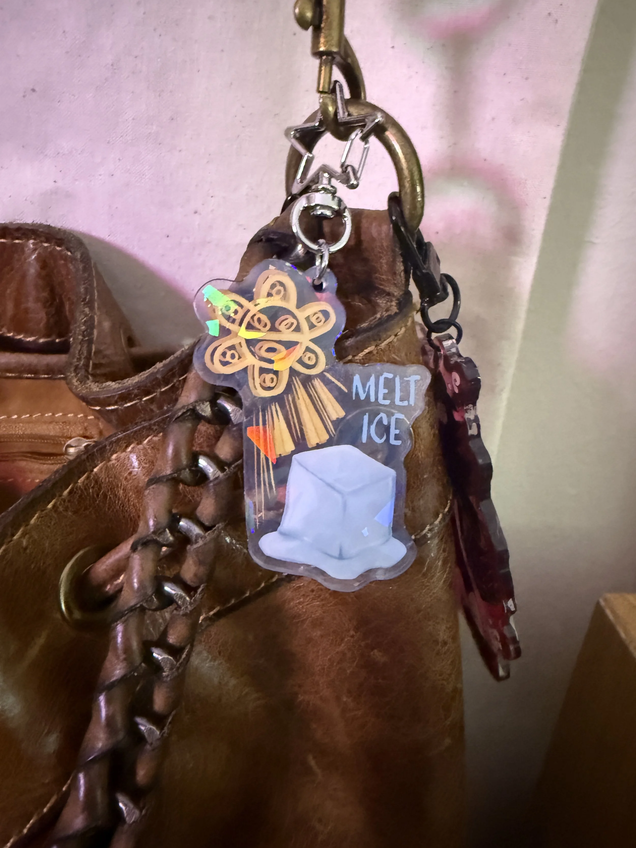 MELT ICE - KEYCHAIN