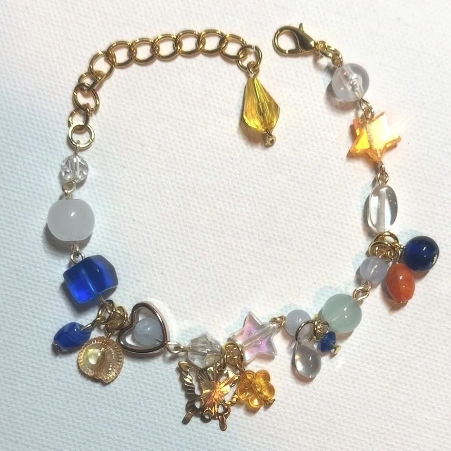 SEA GLASS CHARM BRACELET
