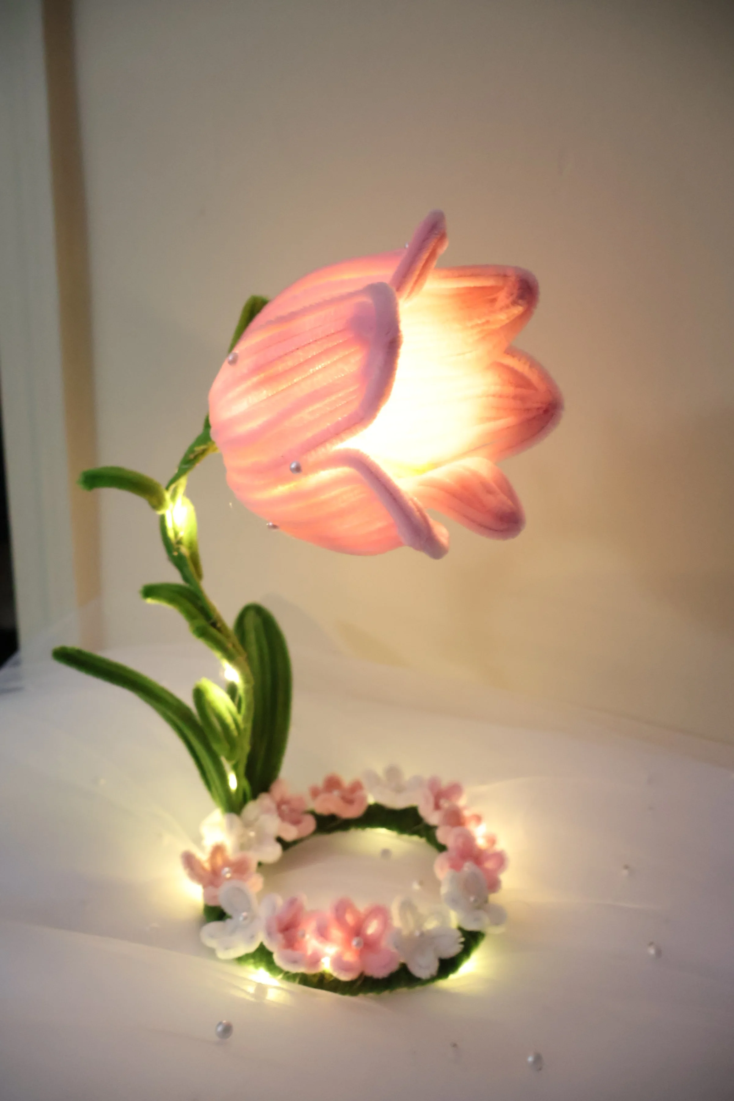 Lily of the Valley Flower Lamp - Pink (pic 2).JPG