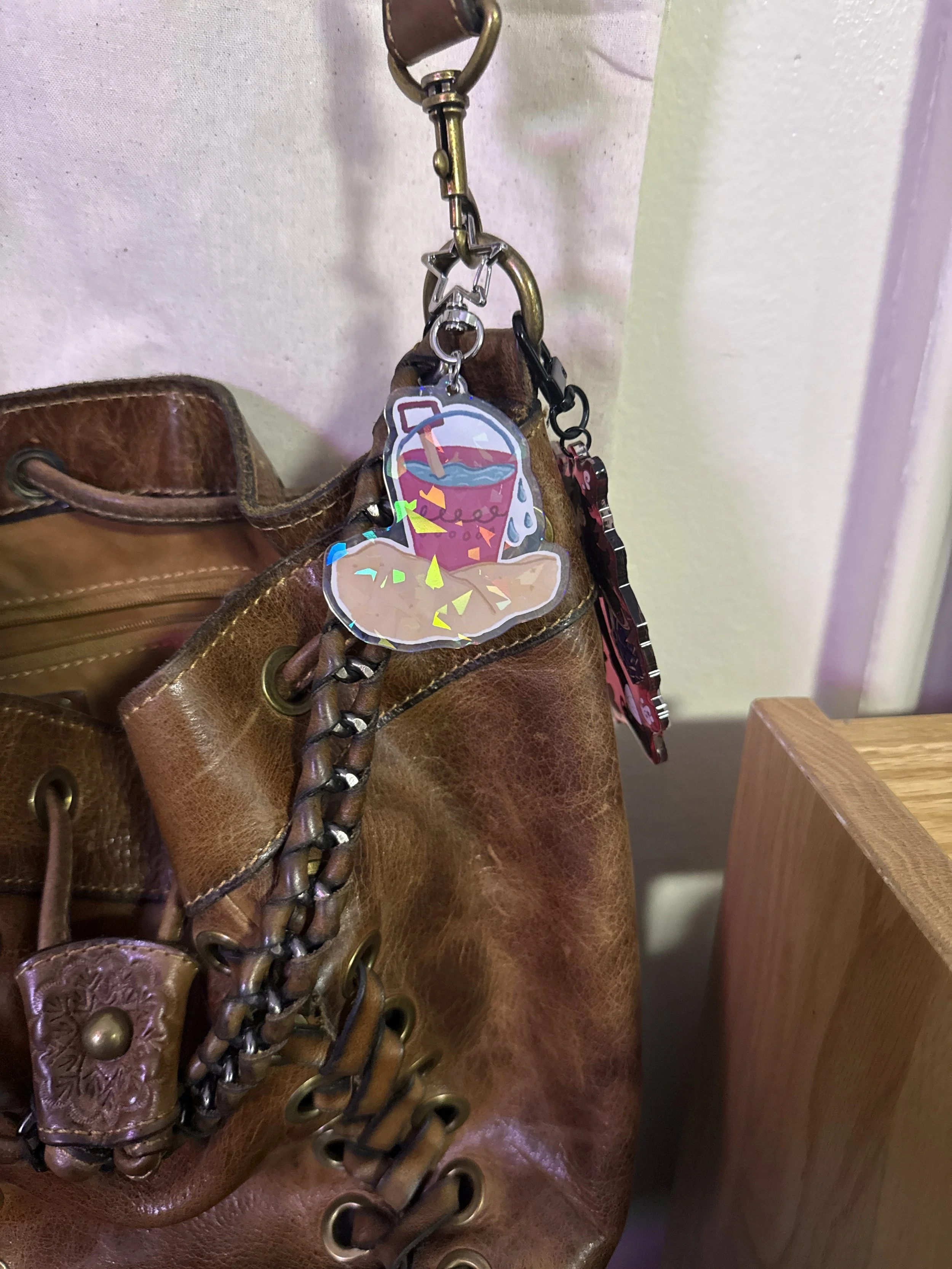 PAIL AND SHOVEL - KEYCHAIN