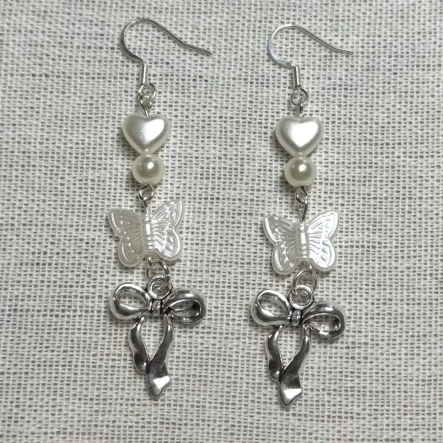 SILVER BOW EARRINGS