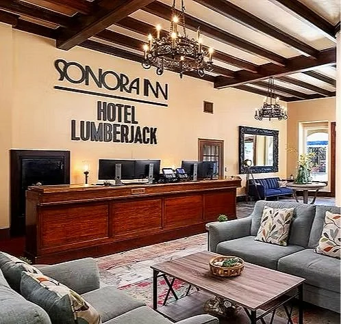 f4939e1ace14fbd3ad27d1283e823ff7-hotel-lumberjack.jpg