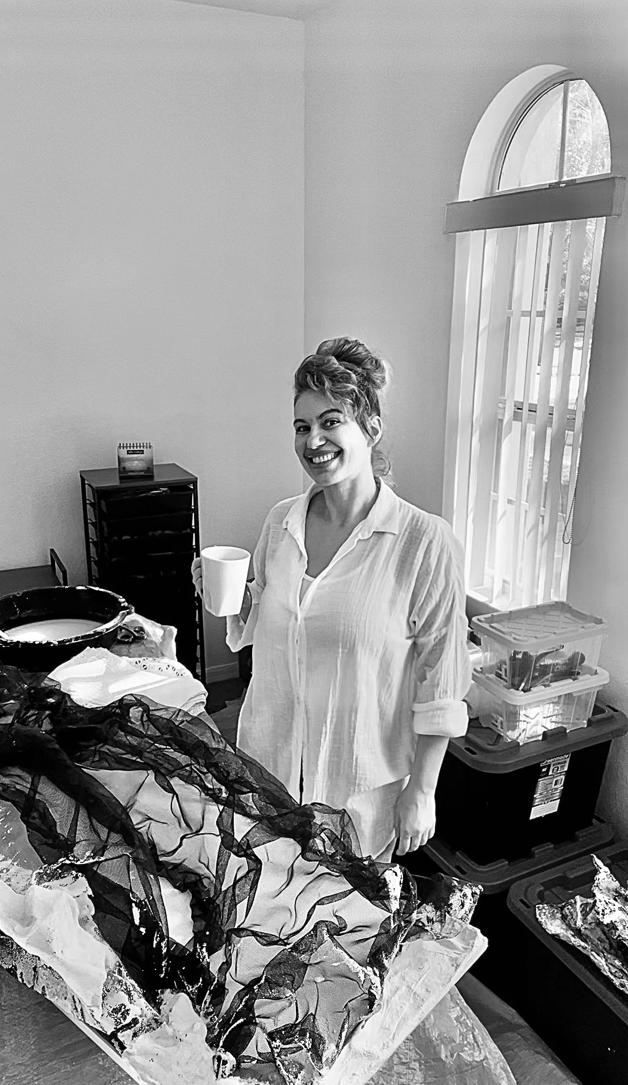 I find inspiration in life itself—in the words we share, the choices we make, and the emotions we carry every day. I’m deeply drawn to the ancient world, to natural treasures, and to the quiet sense of mystery that surrounds us.