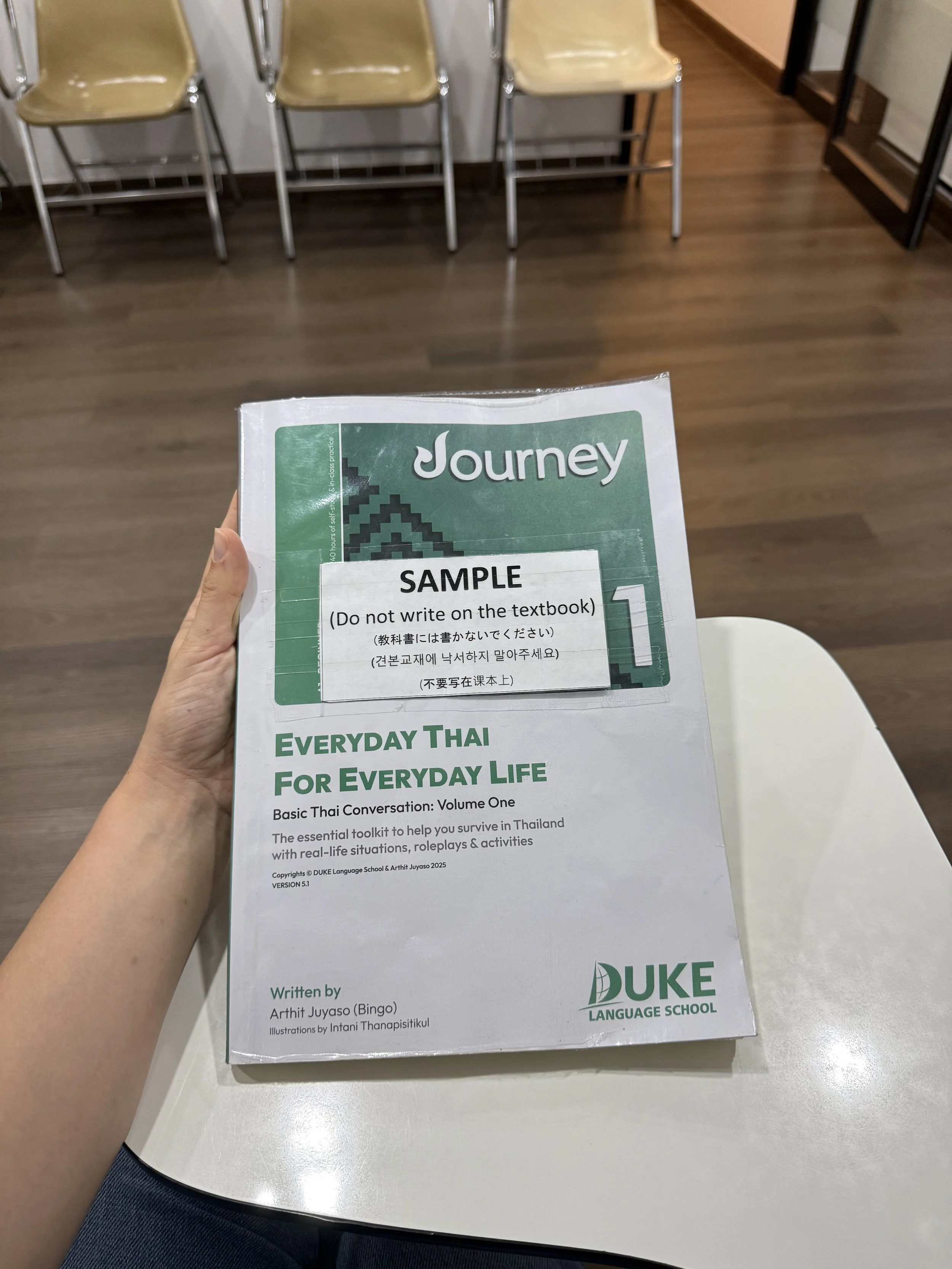  During the week, we also were able to connect with a Thai language teacher and have a few lessons- mostly learning the basics of ordering food. While it is possible to get along without knowing Thai in the city, there is definitely a barrier, as mos