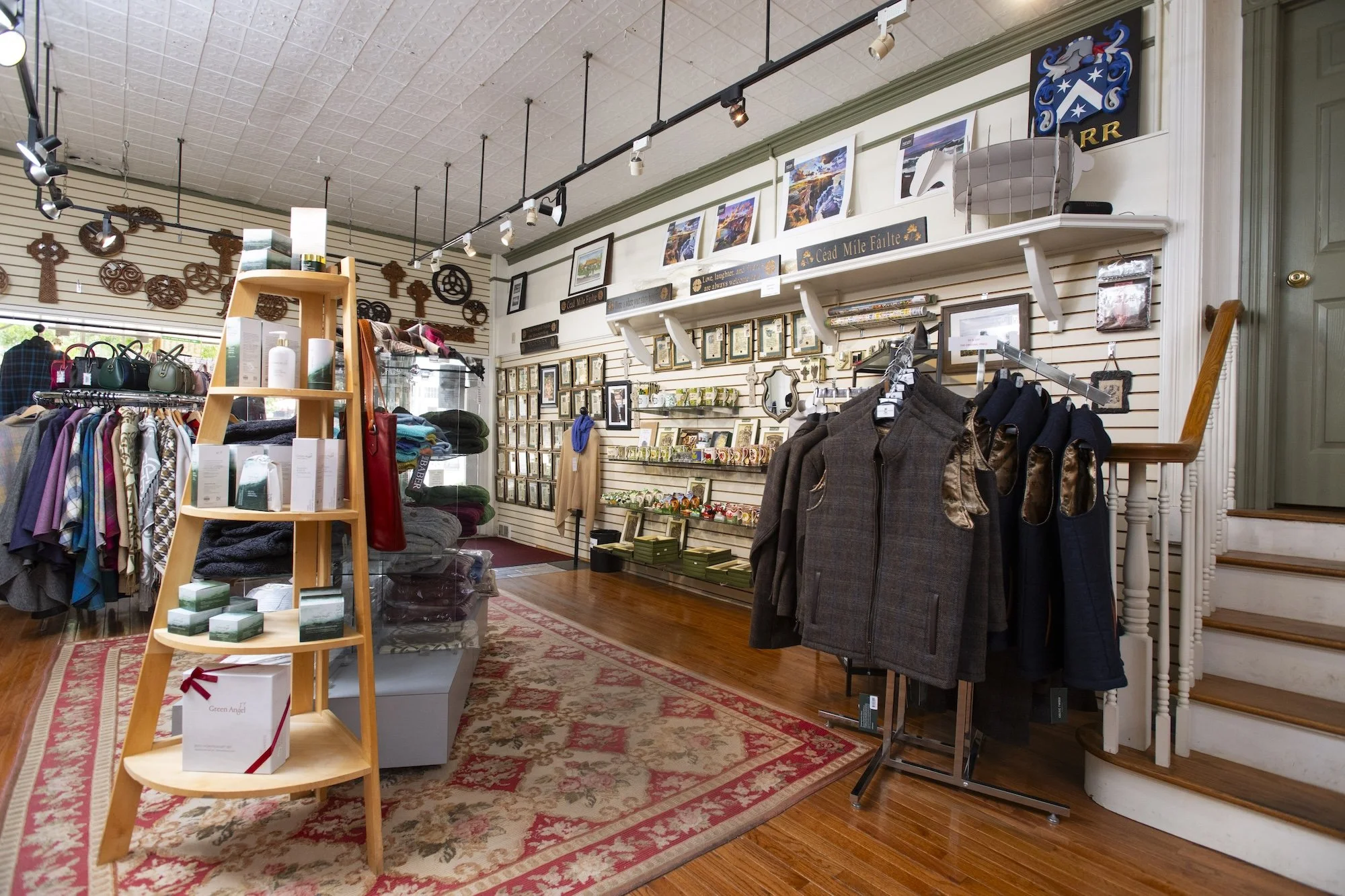 0112_137 E Main St_5765.jpg