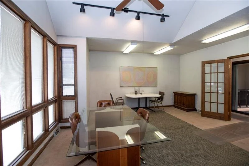 1641 Saw Mill Run Blvd 6.jpg