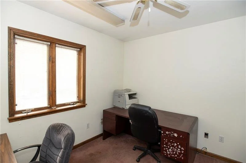 1641 Saw Mill Run Blvd 13.jpg