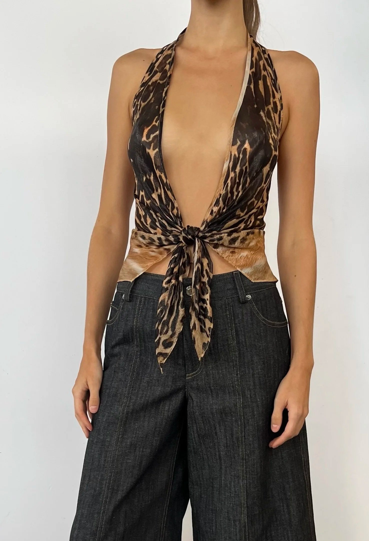 LaQuan Smith SS27 Production Knot Halter Top