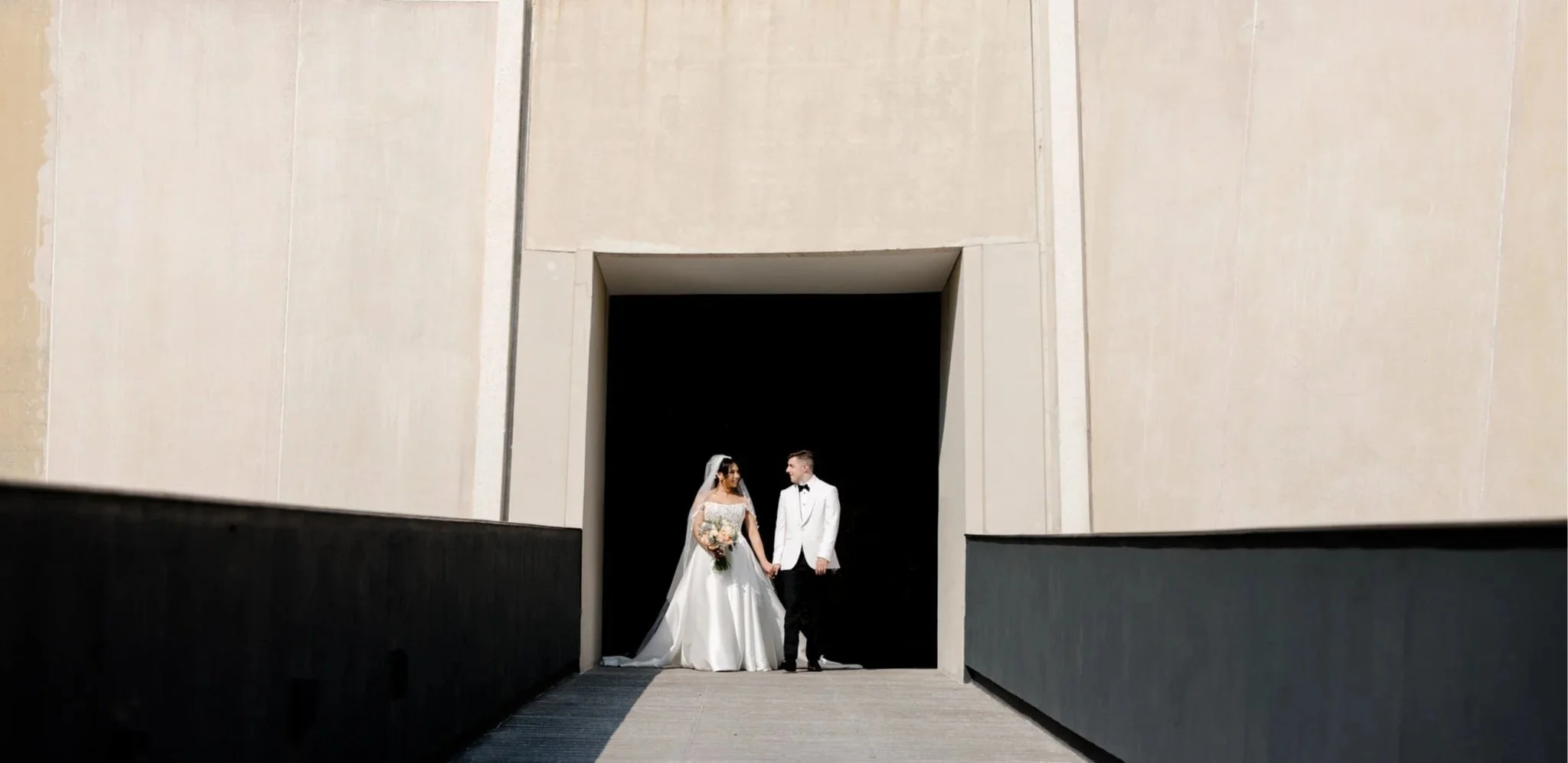 Luxury Mexico destination wedding at Dreams Bahia Mita resort