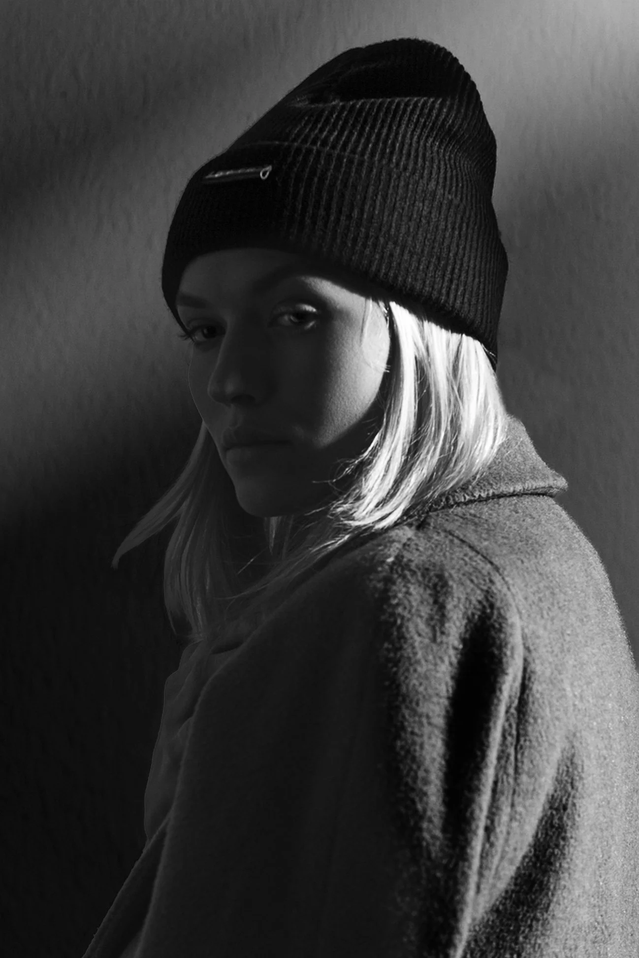 edgy-fashion-editorial-chicago-photographer-zoe-rain-studio-04 copy2.jpg