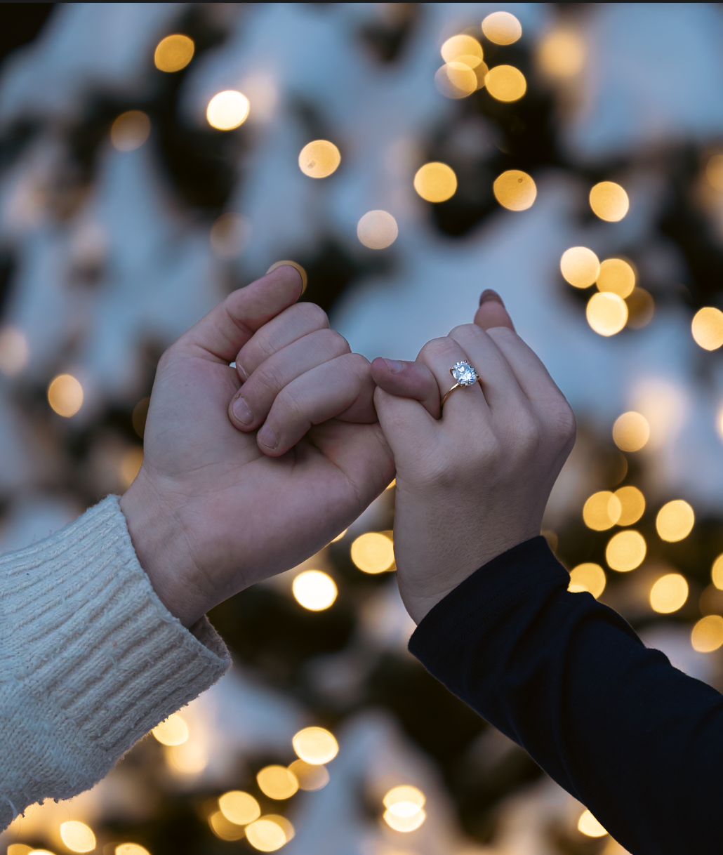 Wedding and Engagement Photo Pinky Promise