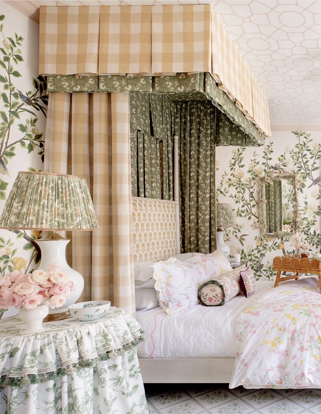Interior Designer: Kim Scodro 
Photography: Leslee Mitchell