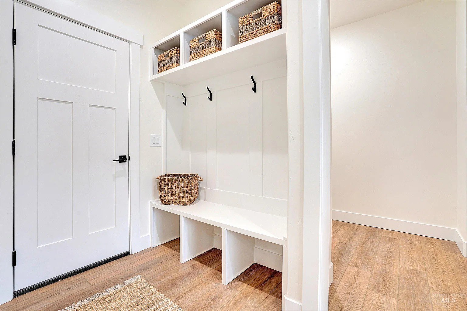 115 spec mudroom.jpg