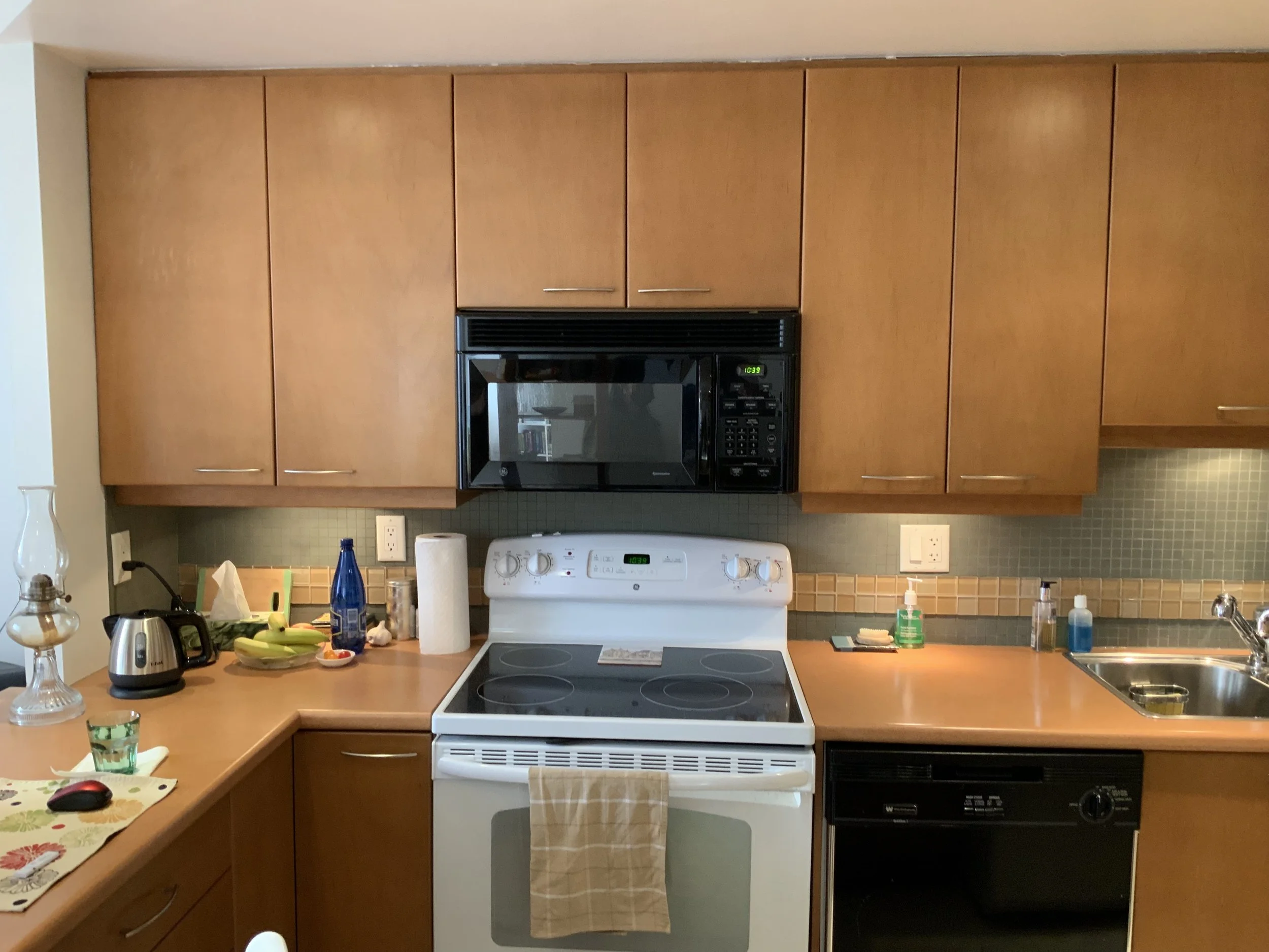 Glen Elm Kitchen Before.jpg