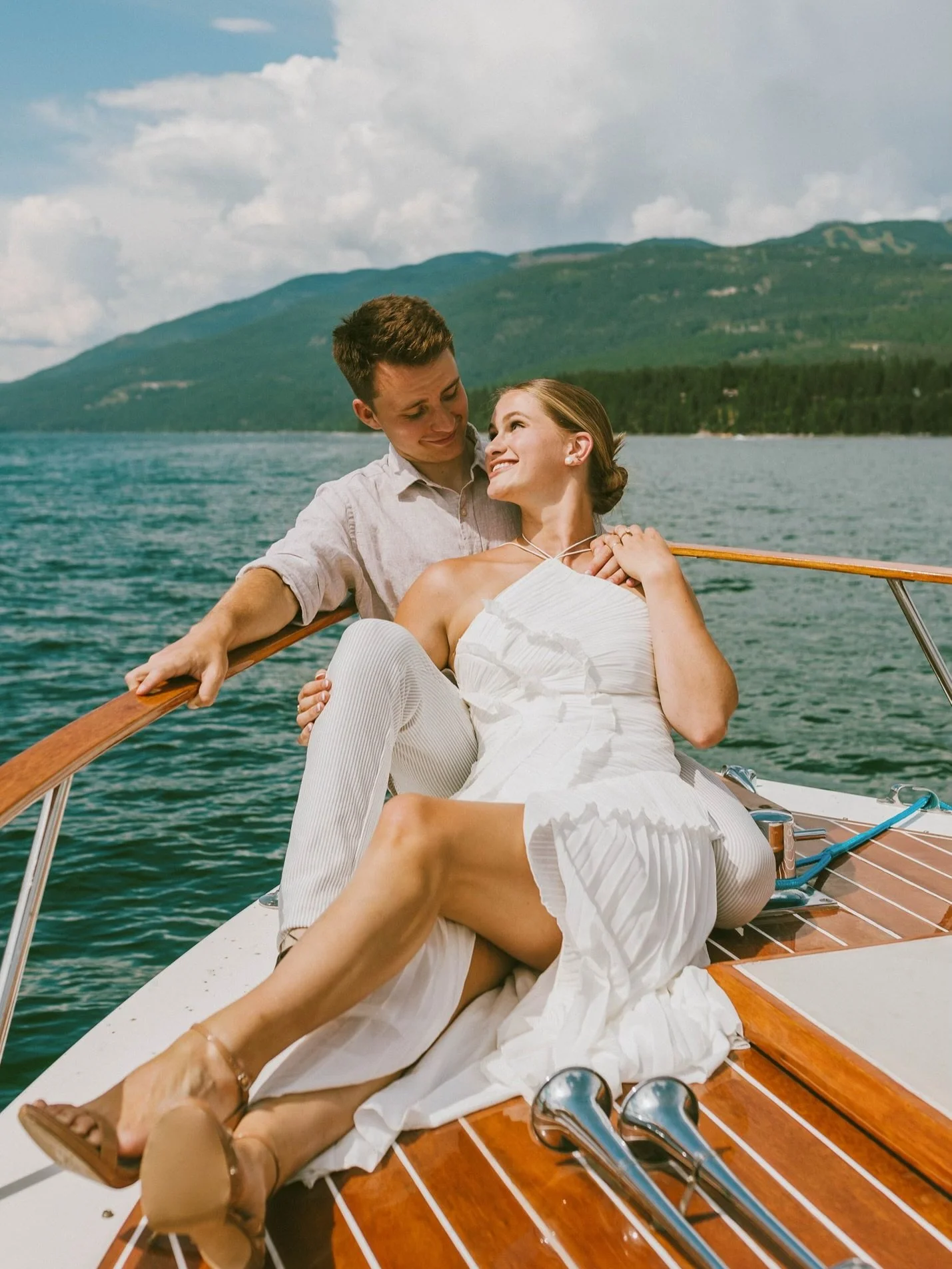 Vander-hiiiiii 😘

Can&rsquo;t wait to share more photos from the wedding day itself - the most magical weekend in Montana 💕