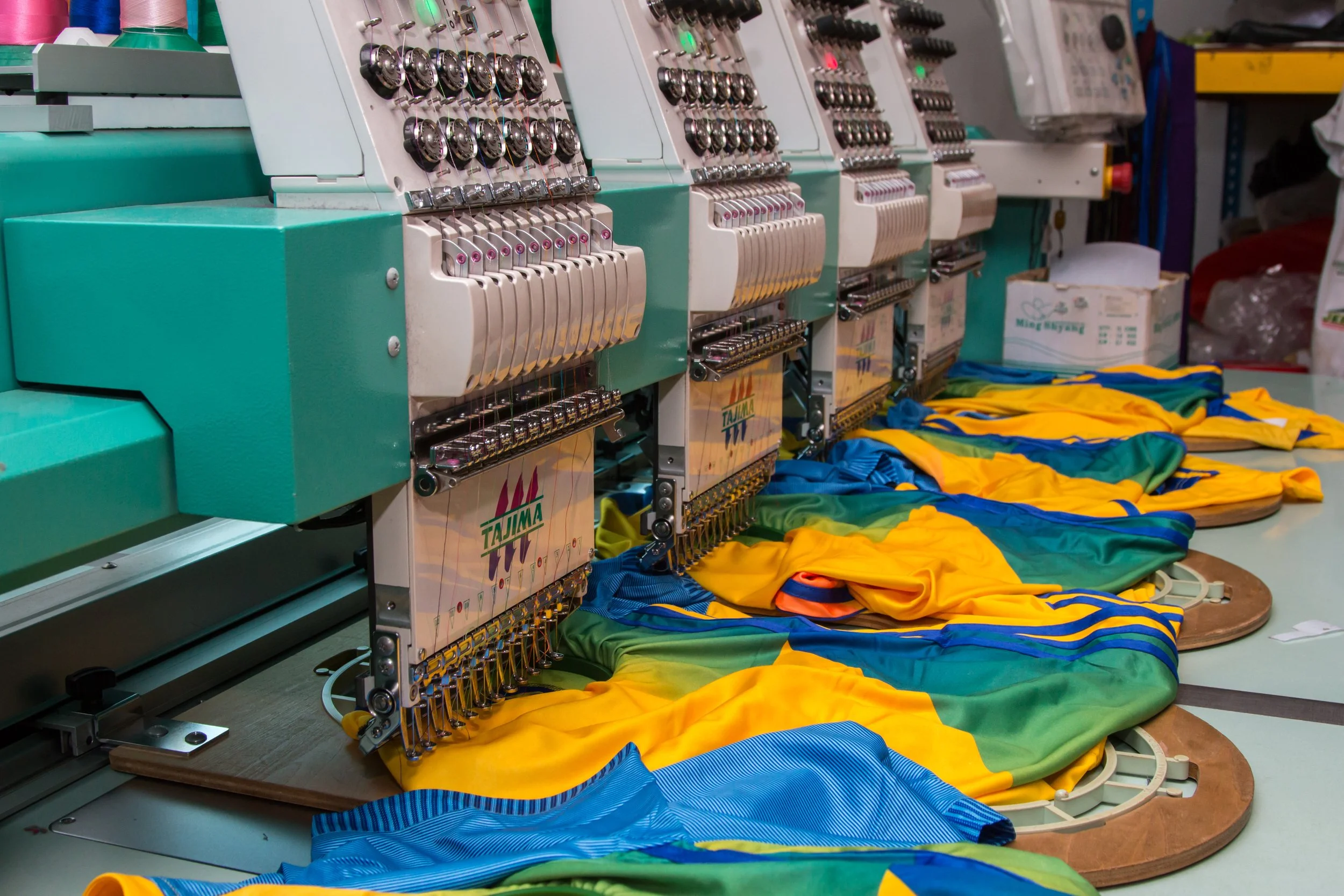 We are specialists to help your brand grow