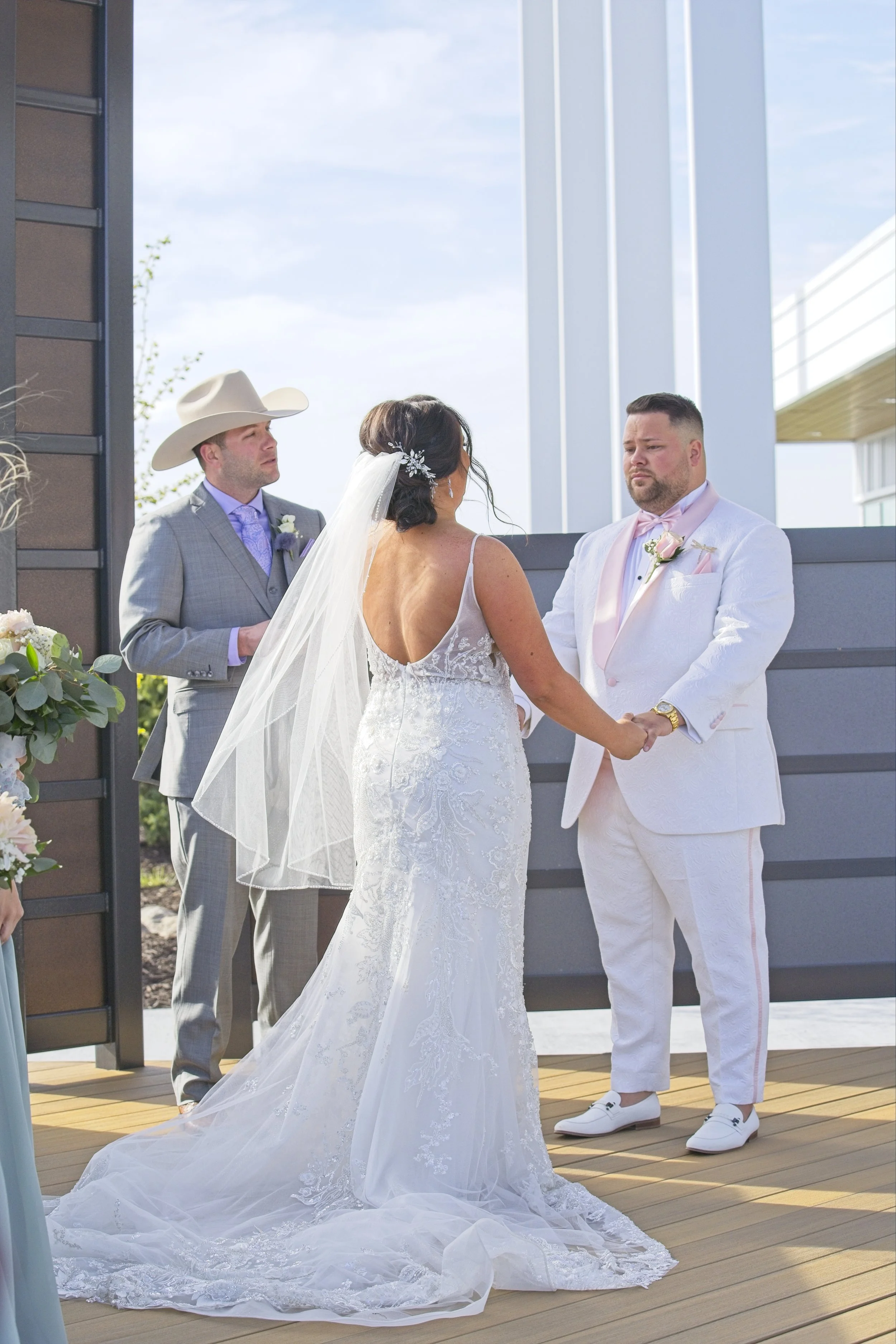 5.7.2022_ButtonedUp_TaylorandEugene-76624.jpg
