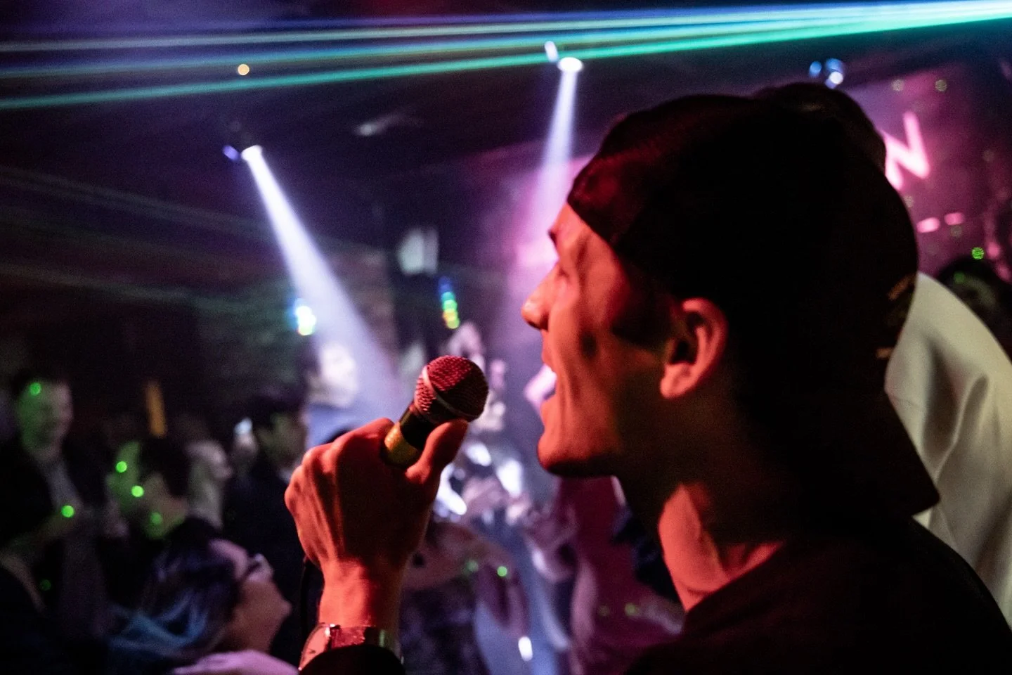 Everyone thinks they&rsquo;re just &ldquo;going out for a drink&rdquo;&hellip;

Until their song comes on 🎤

Tonight&rsquo;s lineup:
✨ Trivia | 7PM&ndash;9PM
🎤 Karaoke | 9PM&ndash;2AM