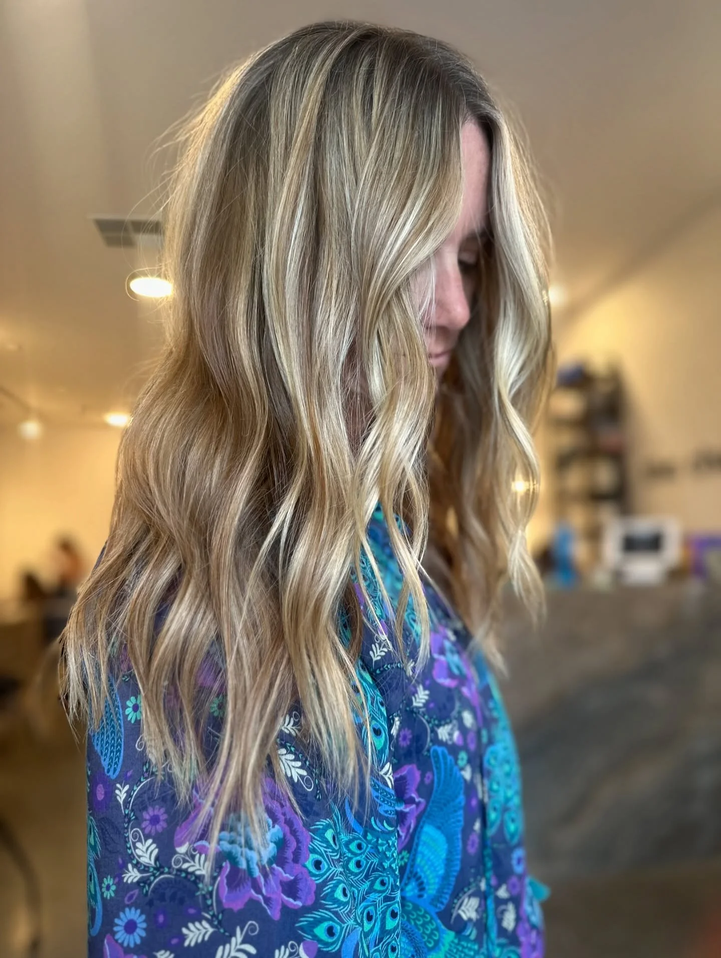 Dimension and Extensions - bring on the fall vibes! 

#color #colorhair #haircolor #hairgoals #hairdresser #hairbyme #hairextensionspecialist #hairextension #hairextensions #handtirdwefts #fall #fallhairtrends #fallfashiontrends #trending
