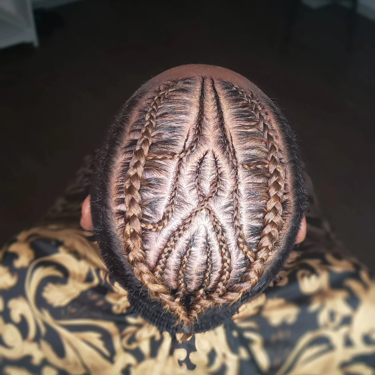 #dozendesigns #dfwhairstylist #dallashairstylist #arlingtonhairstylist #fortworthstylist #athomesalon #braiddesign #braidsbraidsbraids #mensbraids