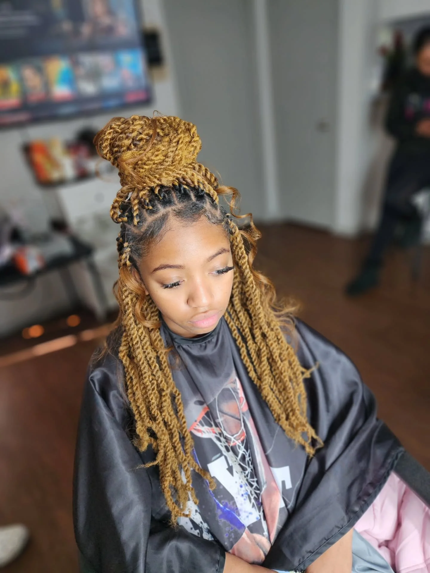 #dozendesigns #dfwhairstylist #arlingtonhairstylist ##fortworthstylist #islandtwist