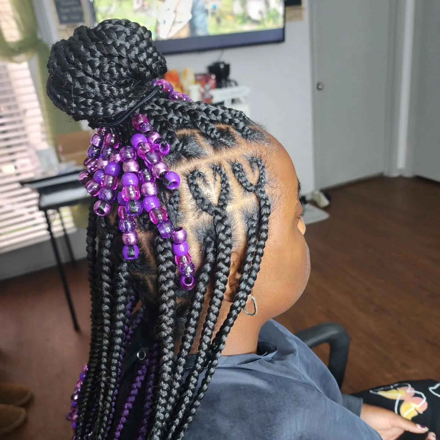 So Cute 💜
#dozendesigns ##dfwhairstylist #arlingtonhairstylist #fortworthstylist #kidshairstyles