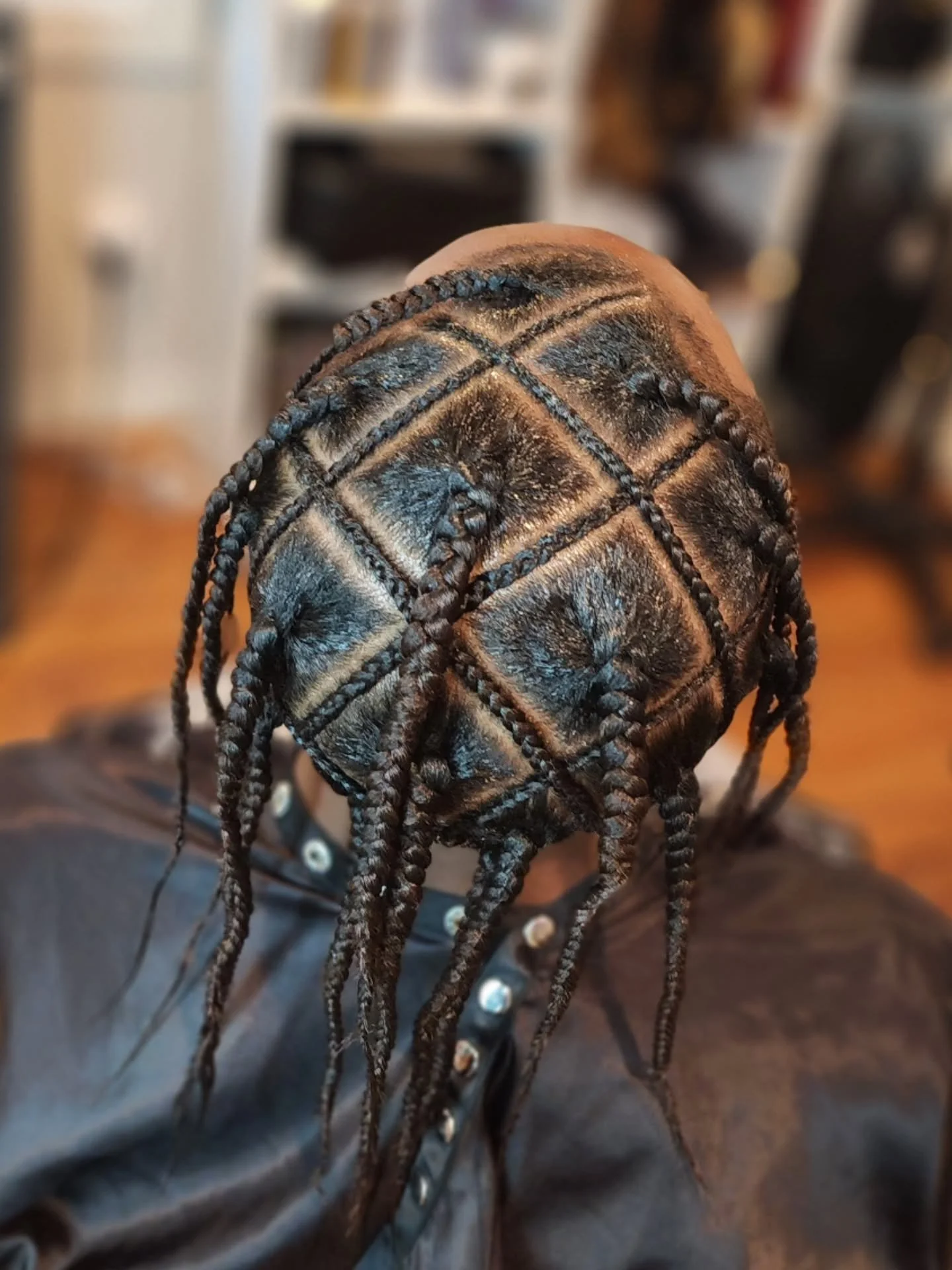 #dozendesigns #dfwhairstylist #mensbraids #menscutwithbraids