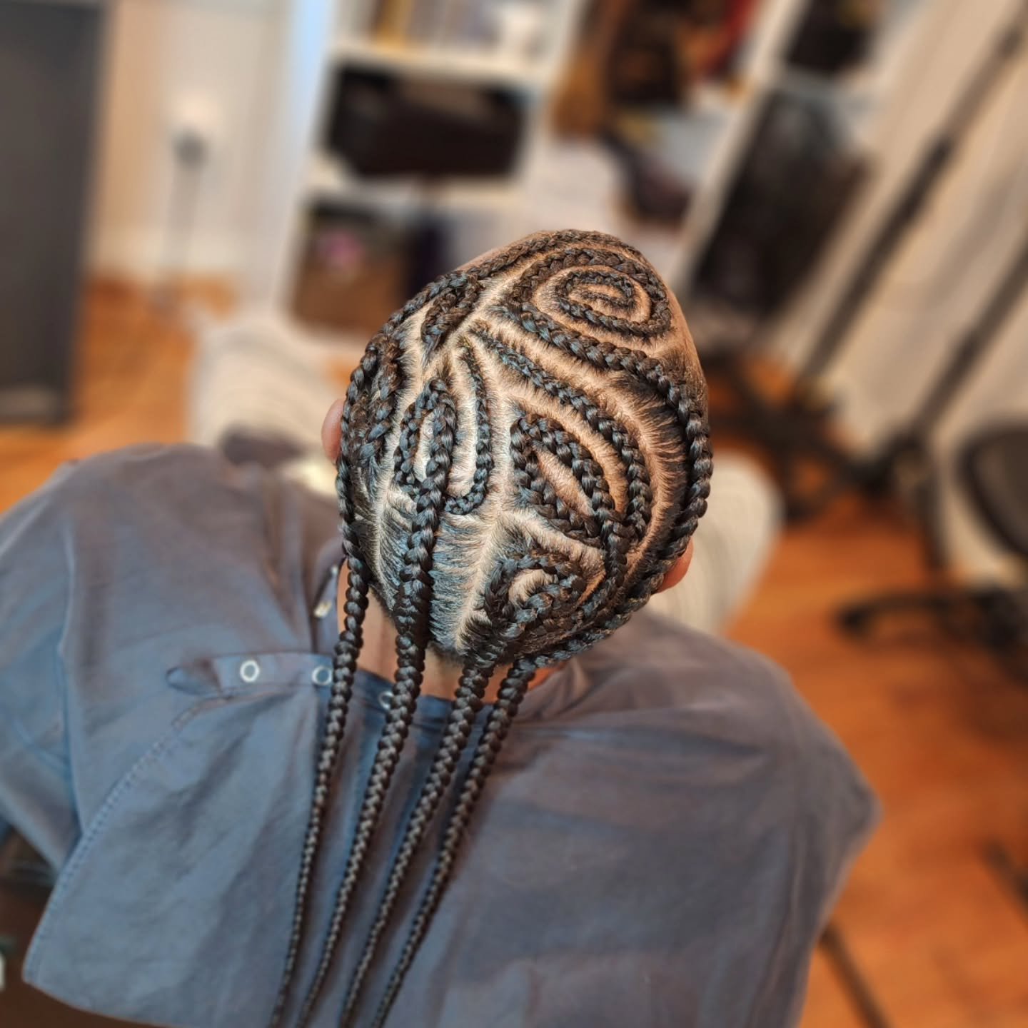 #dozendesigns #dfwhairstylist #femalebarber #mensbraids #mensfashion