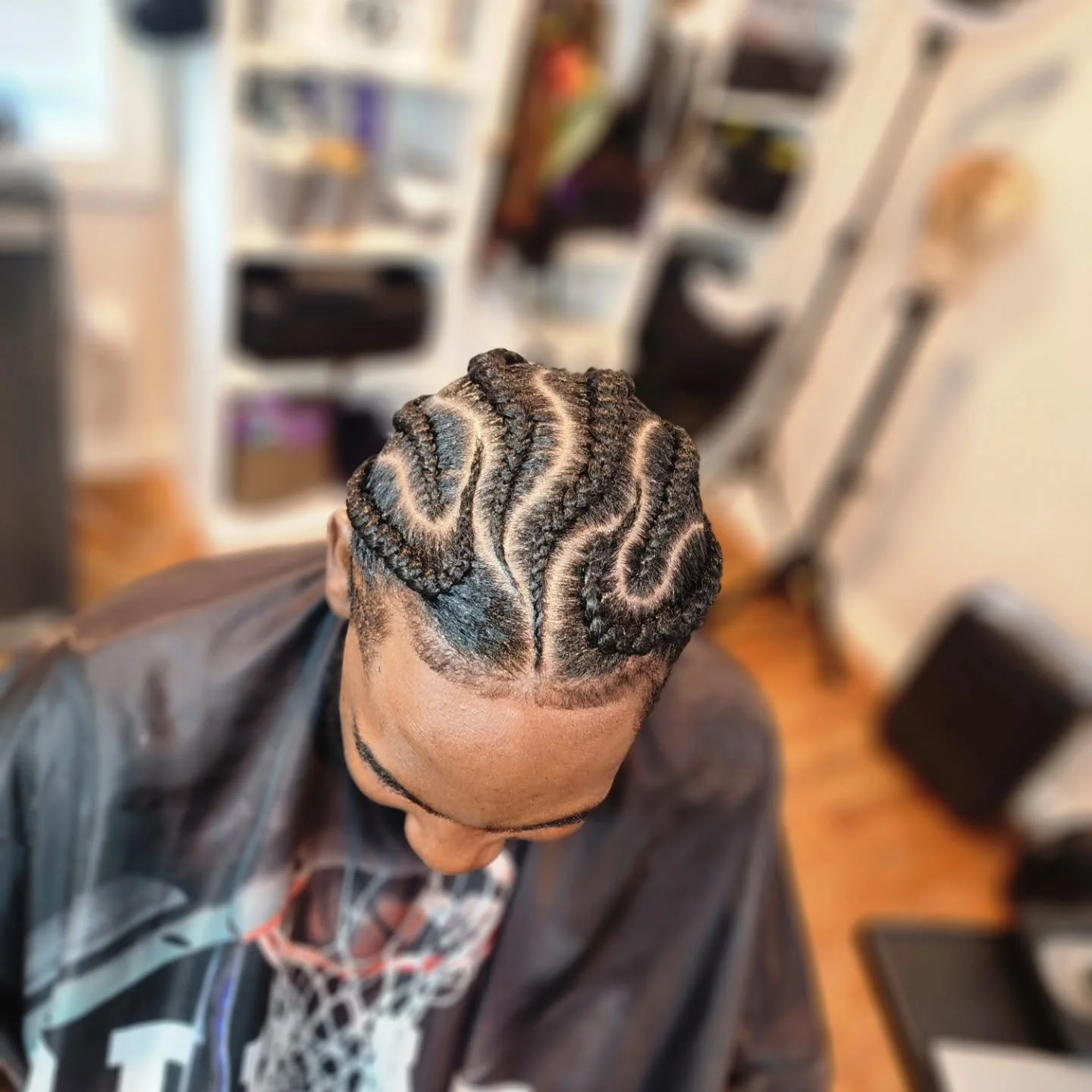 #dozendesigns #dfwhairstylist #femalebarber #mensbraids #arlingtonhairstylist