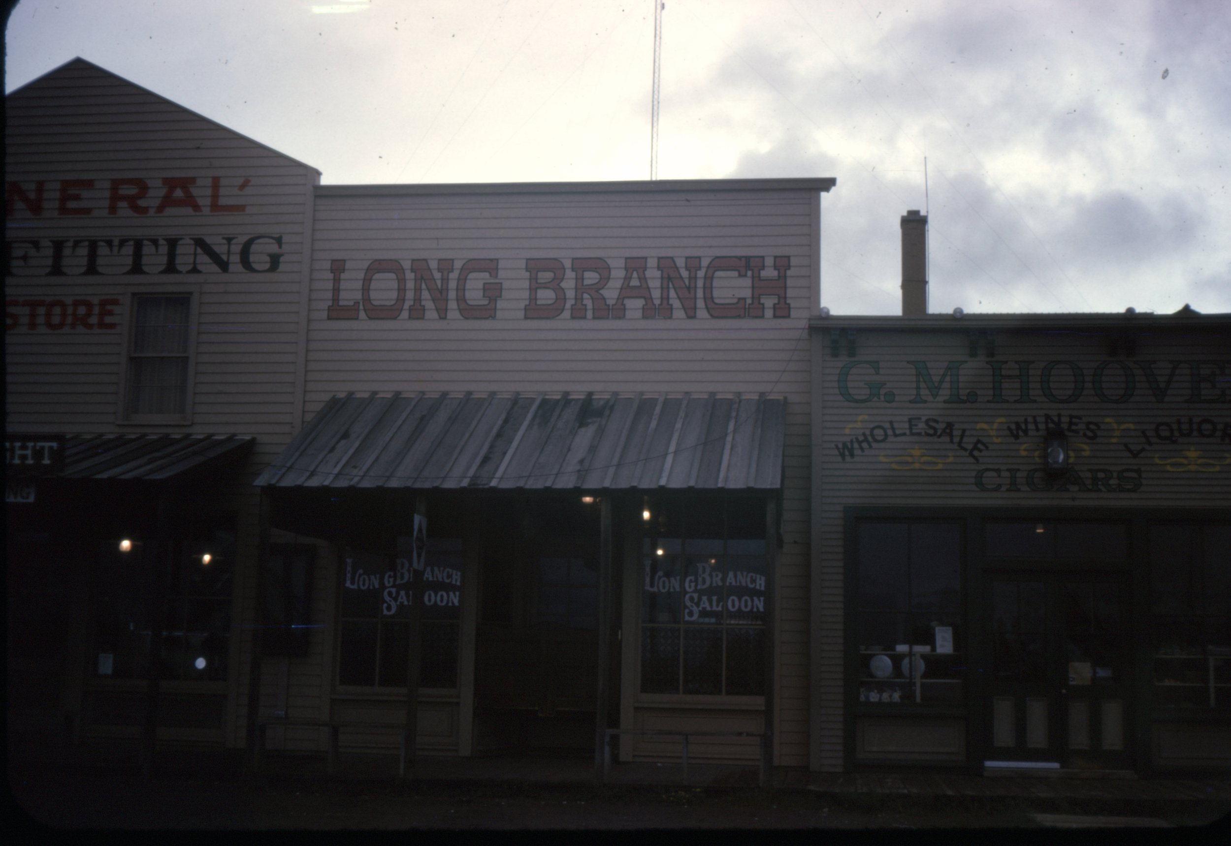 5. Old Oregon Trail Old Street