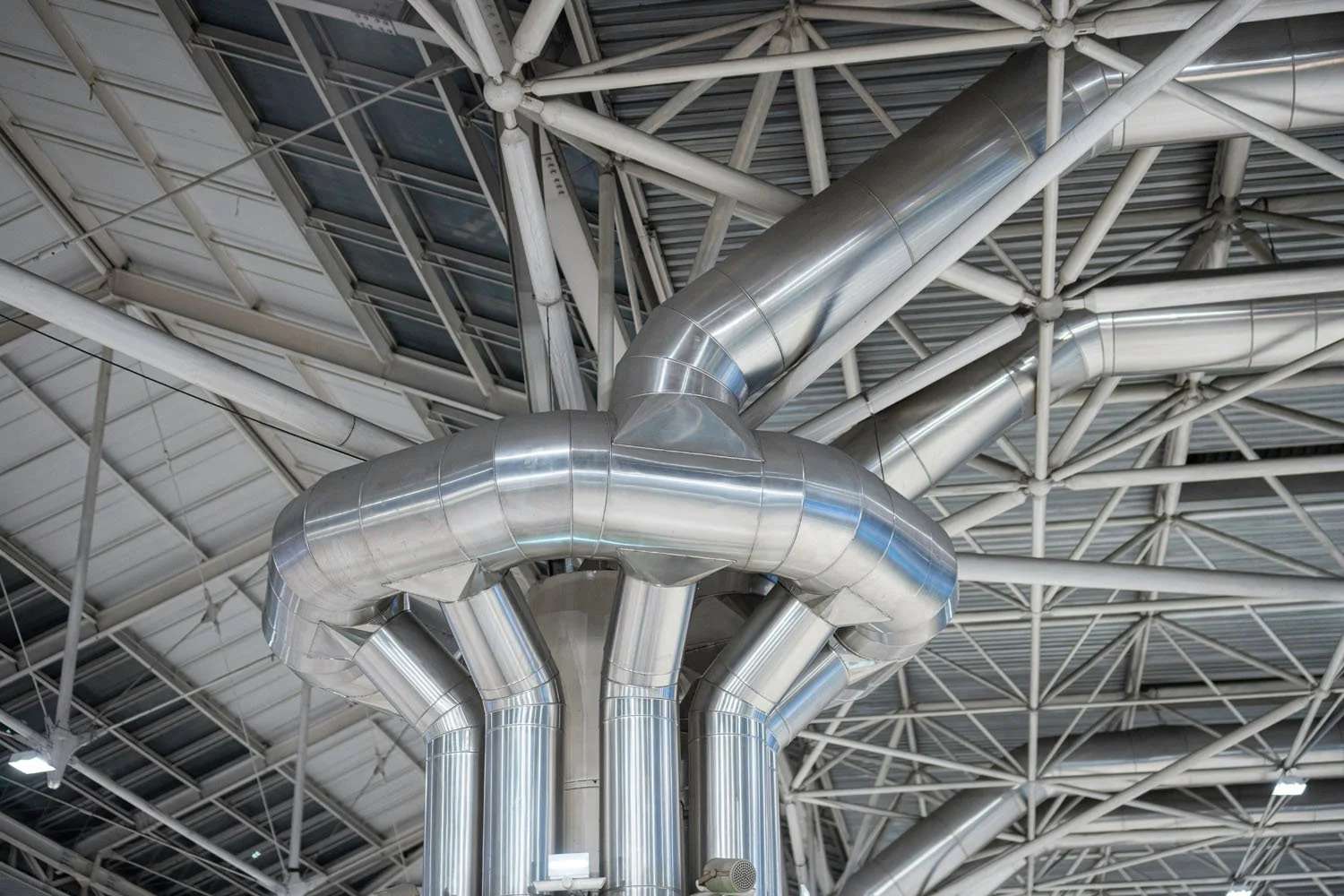 Ilmanvaihtoputkia, IV-työt Uudellamaalla