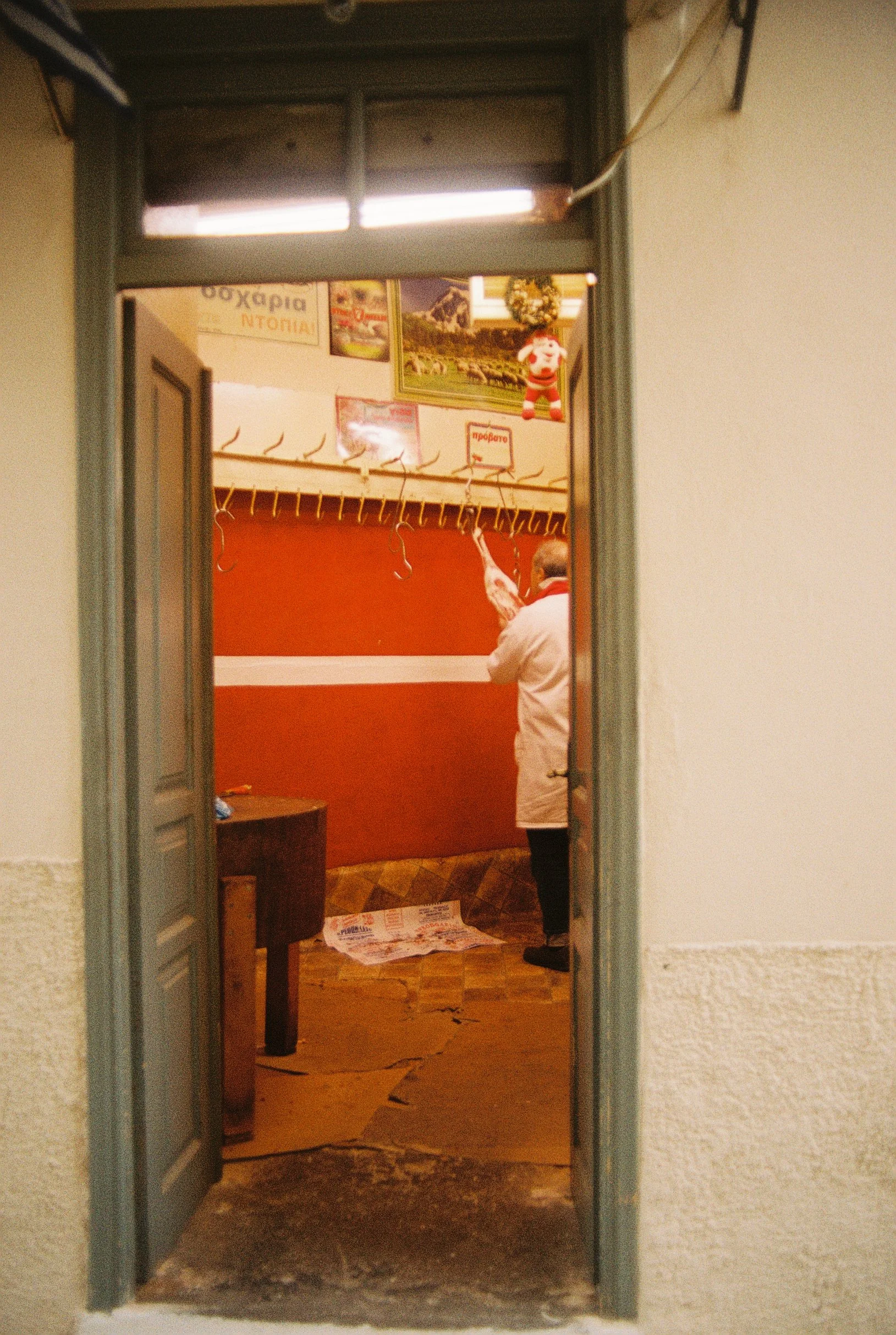R1-02050-026A.JPG