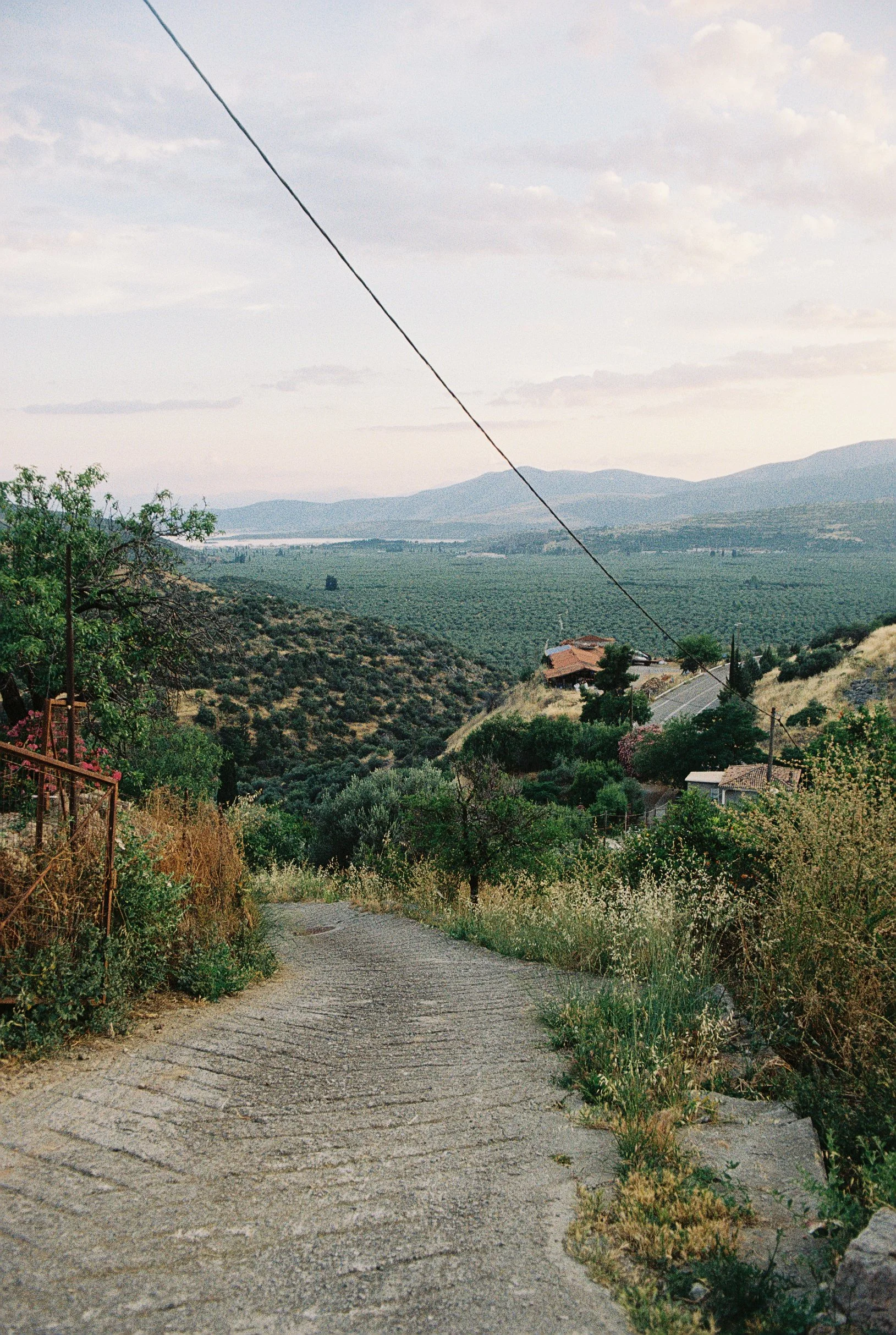 R1-02050-034A.JPG