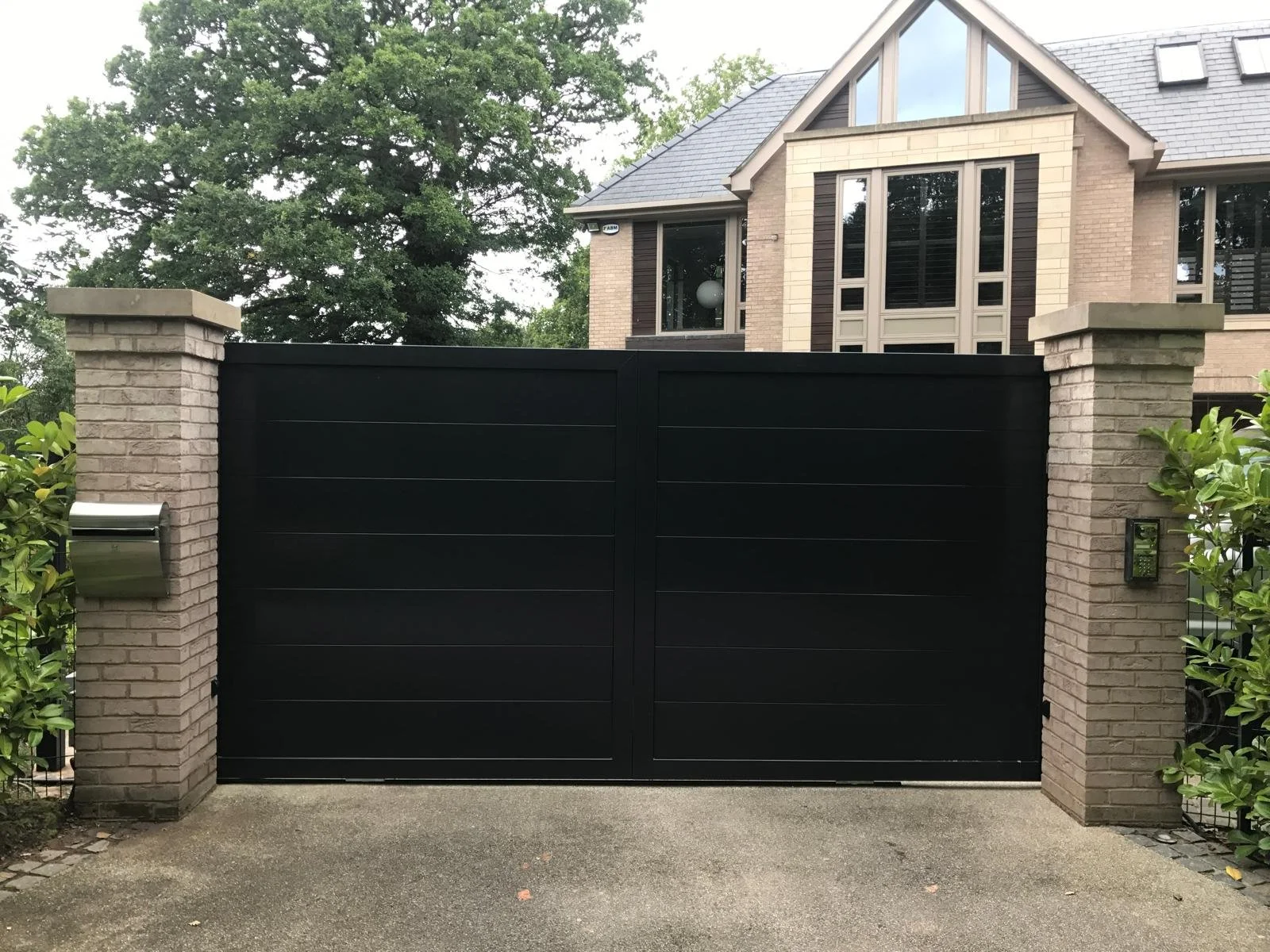 WhatsApp Image 2025-06-10 at 09.38.45 (8).jpeg